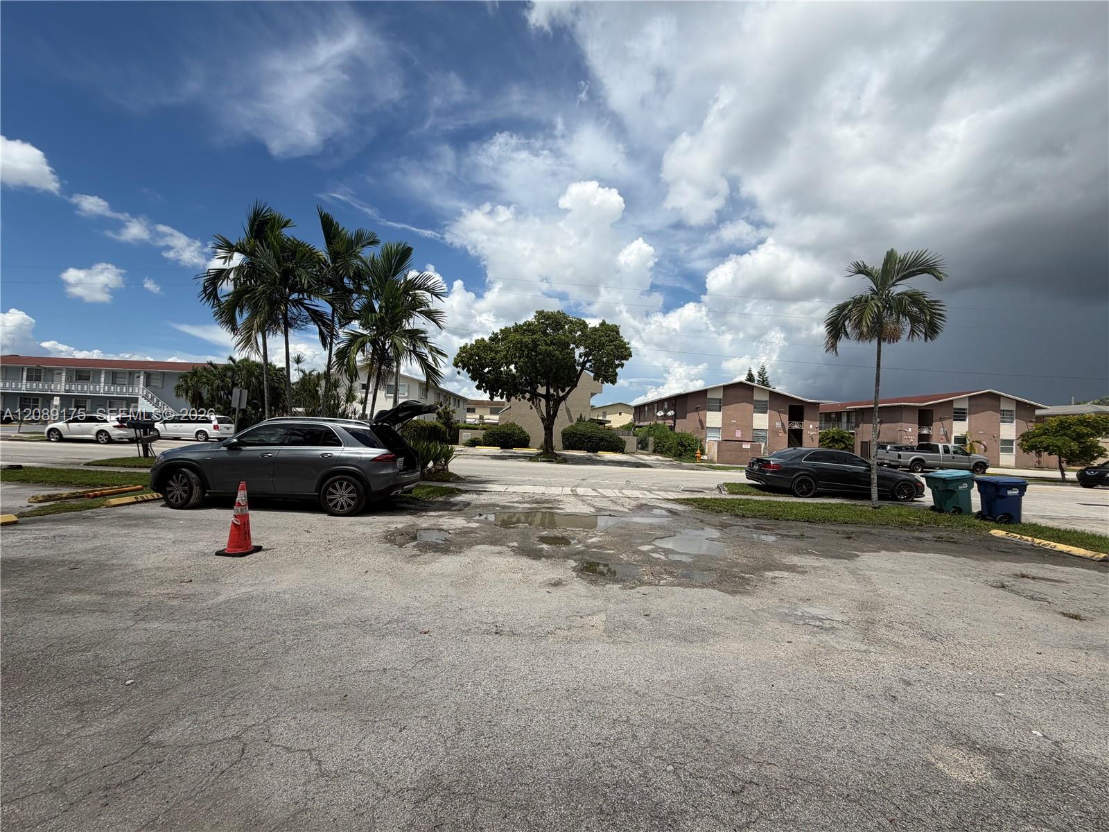 10962 SW 4th St # I2 — Photo 4