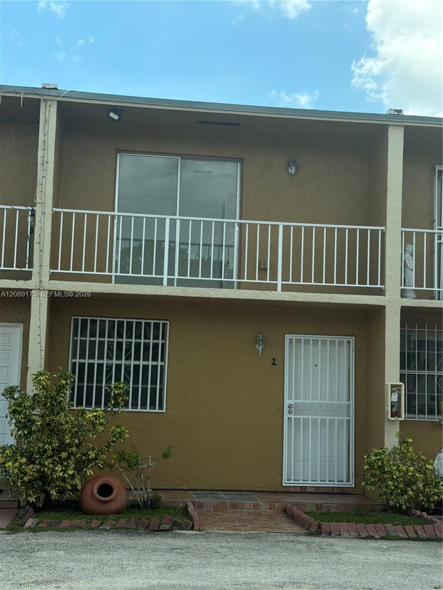10962 SW 4th St # I2 — Photo 5