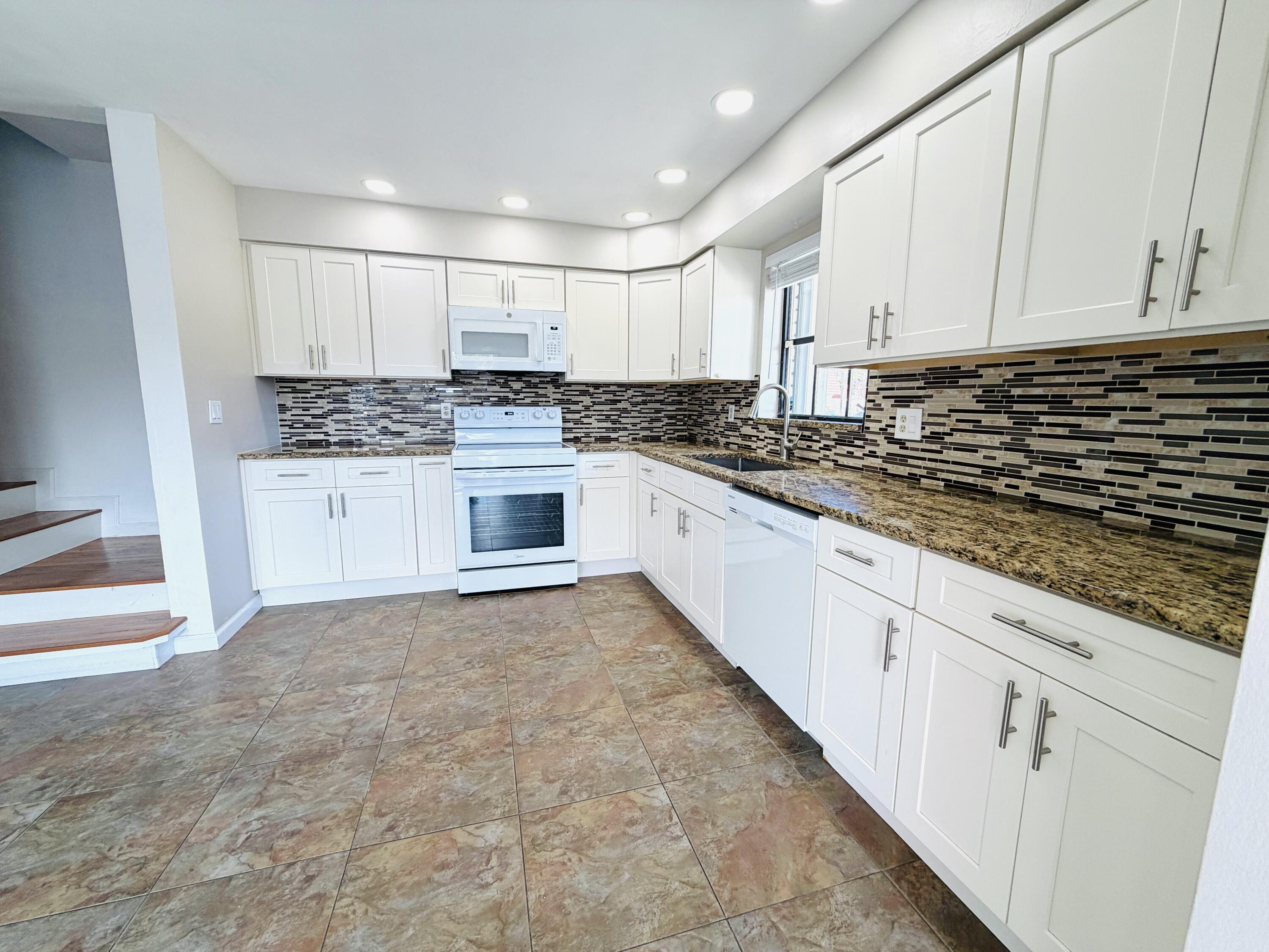 1437 PRINCETON Lane, Boynton Beach FL 33426