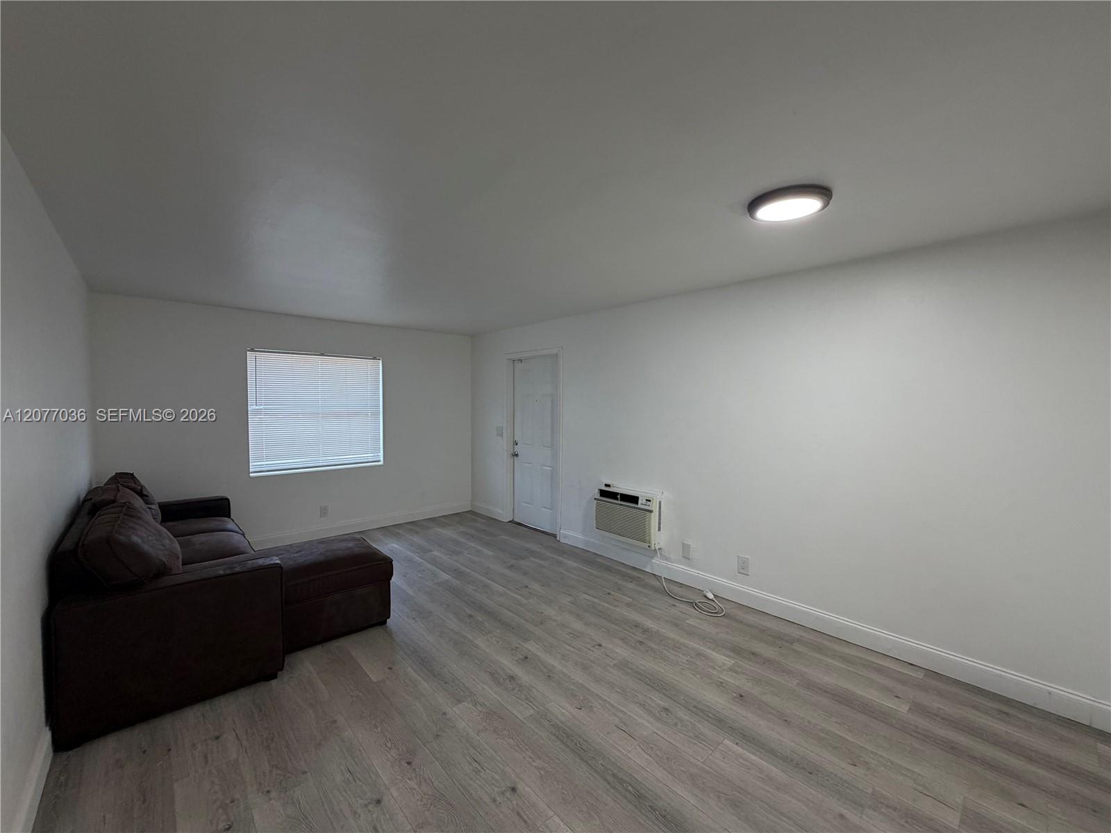 1245 W 35th St # 2 — Photo 2
