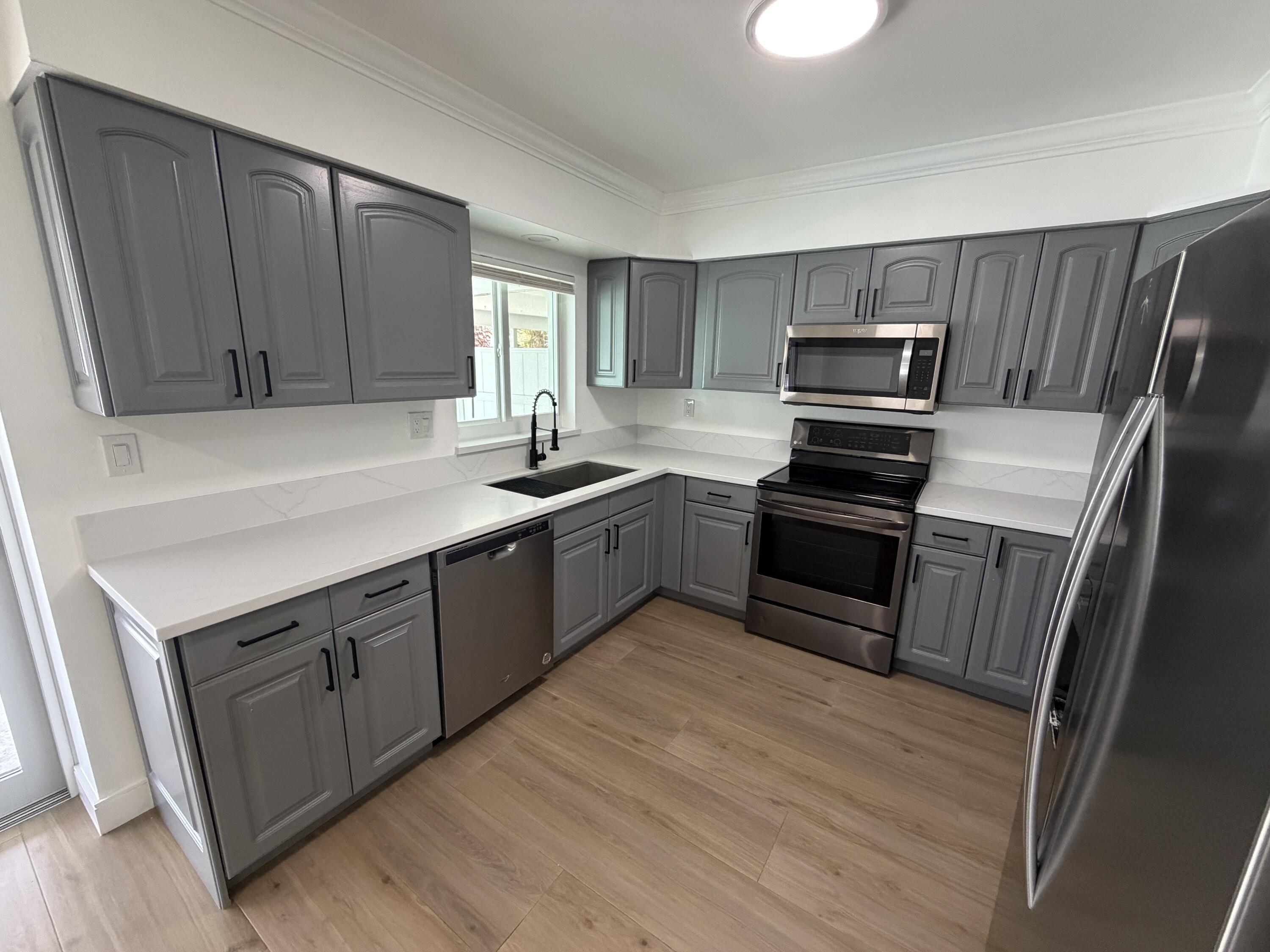498 W CONFERENCE Drive # N, Boca Raton FL 33486