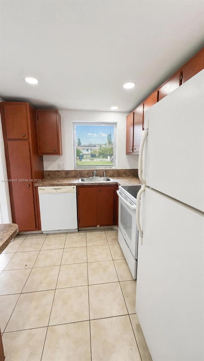 1701 NW 46th Ave # 105 — Photo 4