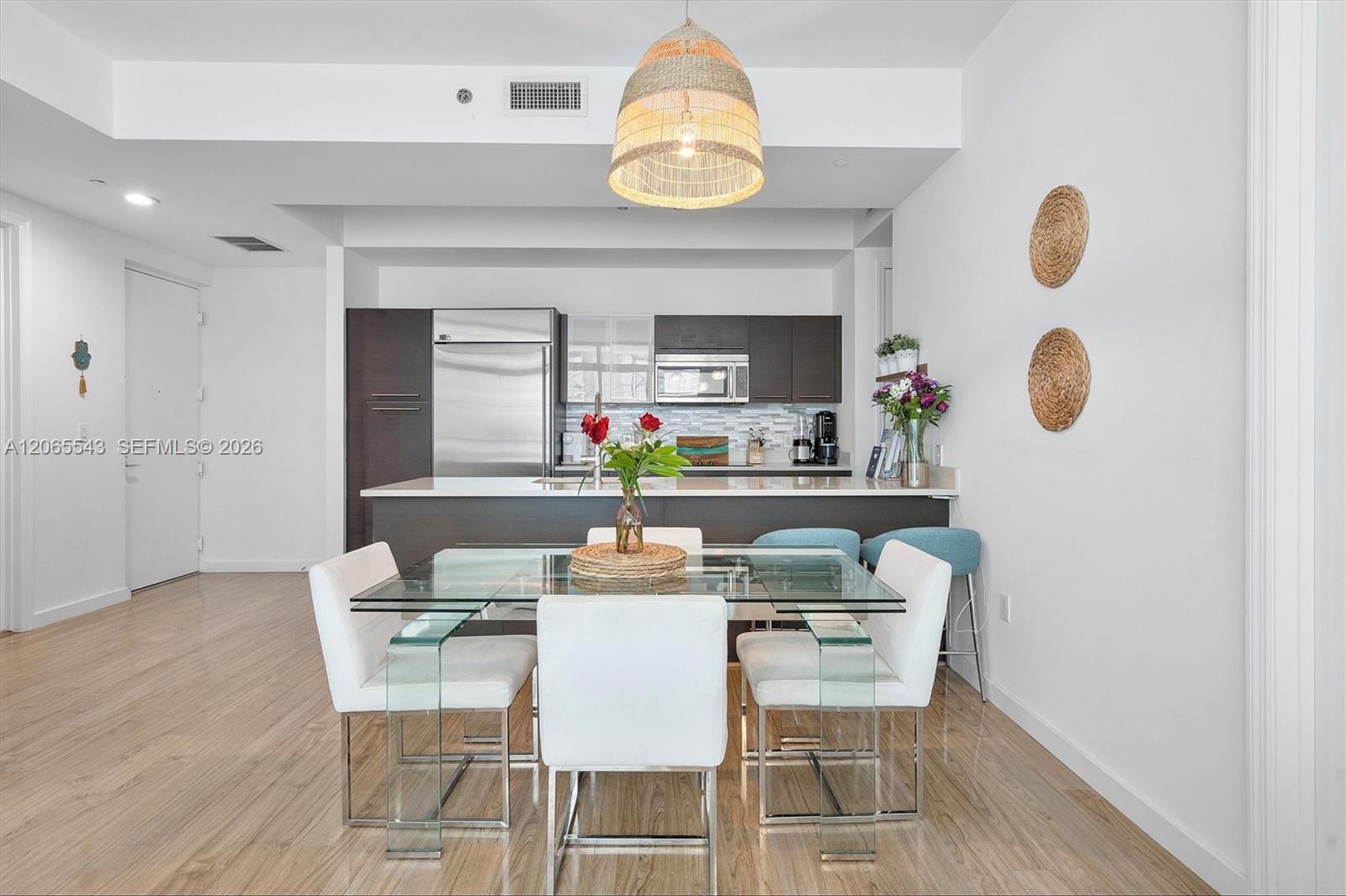 55 SE 6th St # 4305 — Photo 2