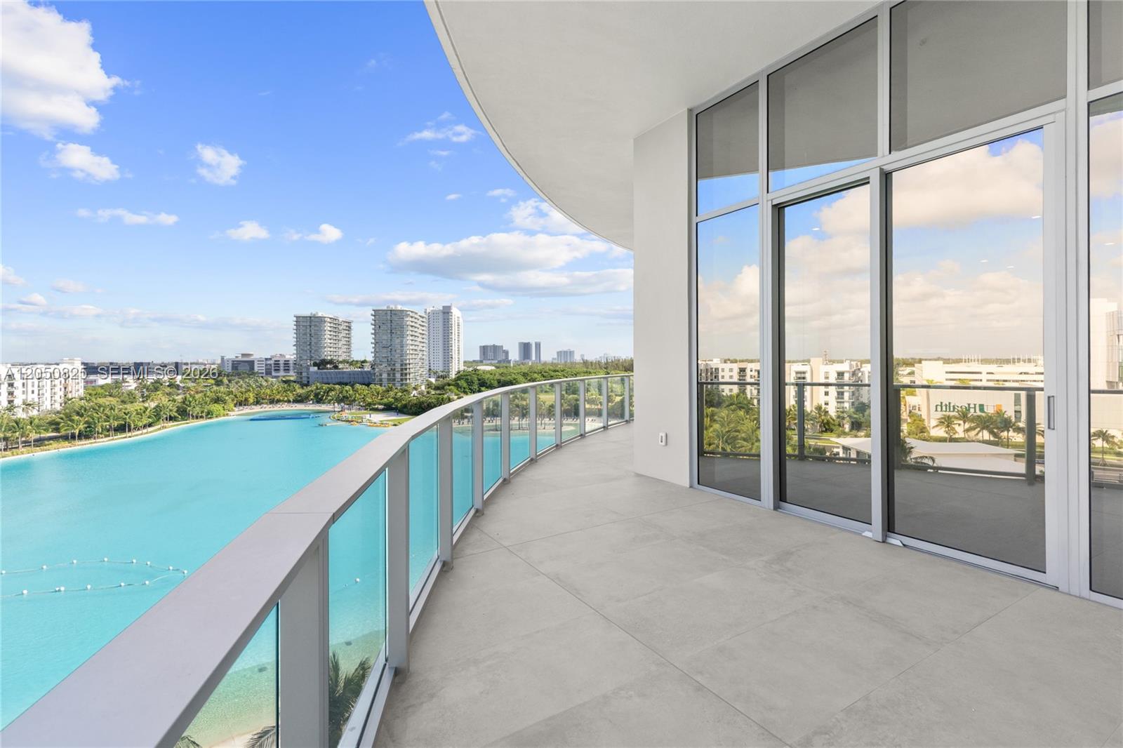 2411 Laguna Cr # 606, Miami FL 33181