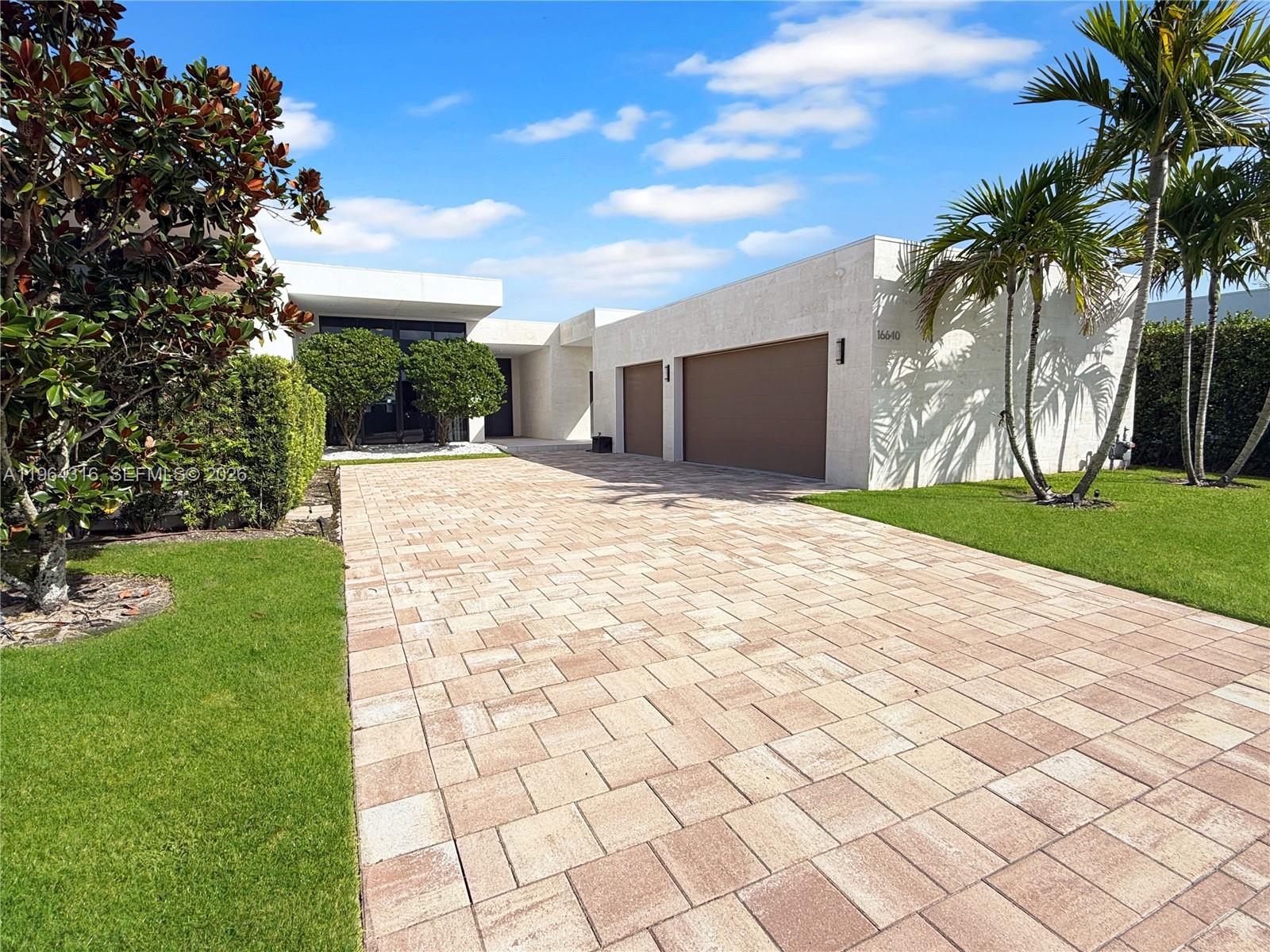16640 Sunset Way, Weston FL 33326