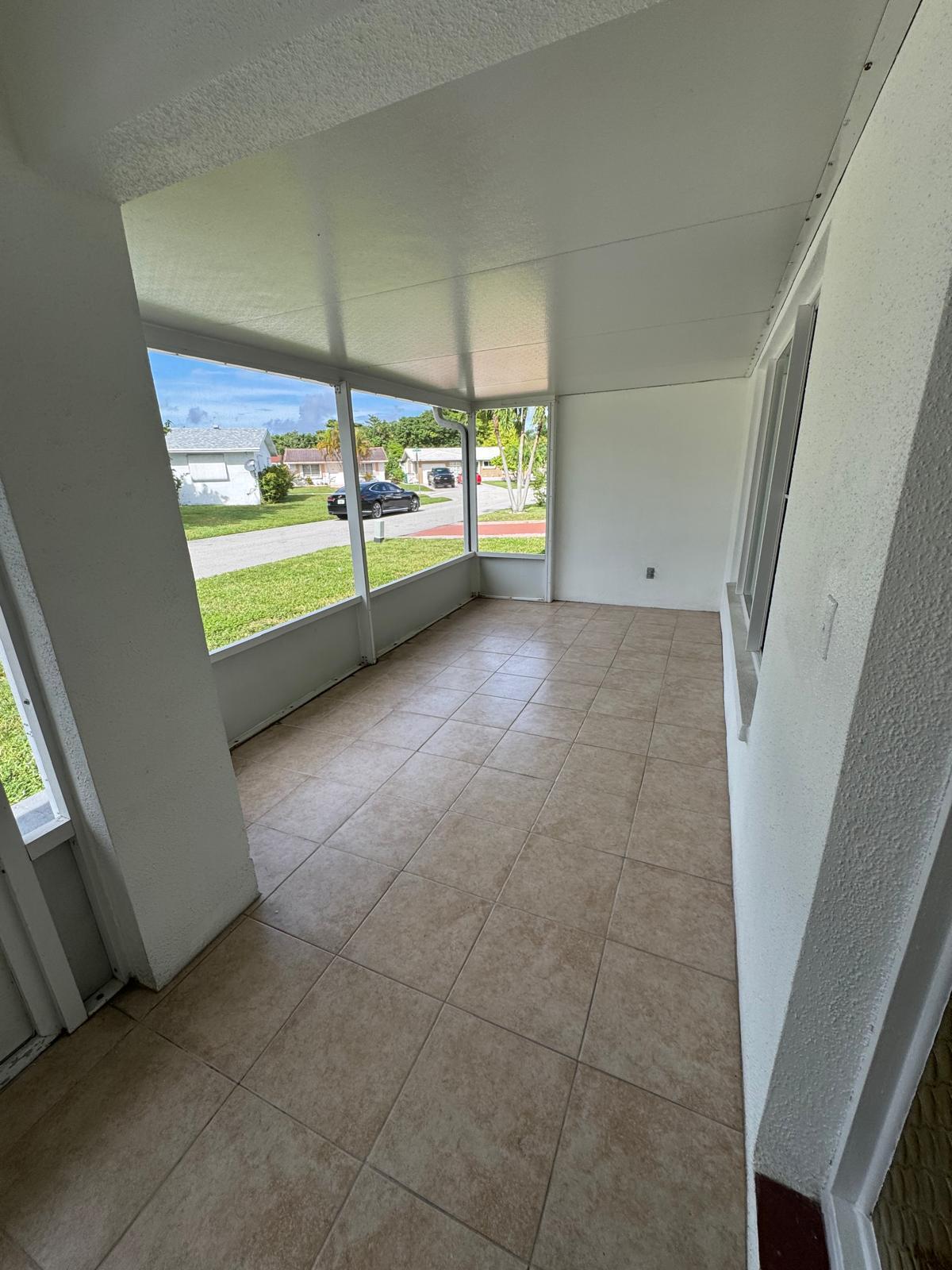 4734 NW 49th Court — Photo 4