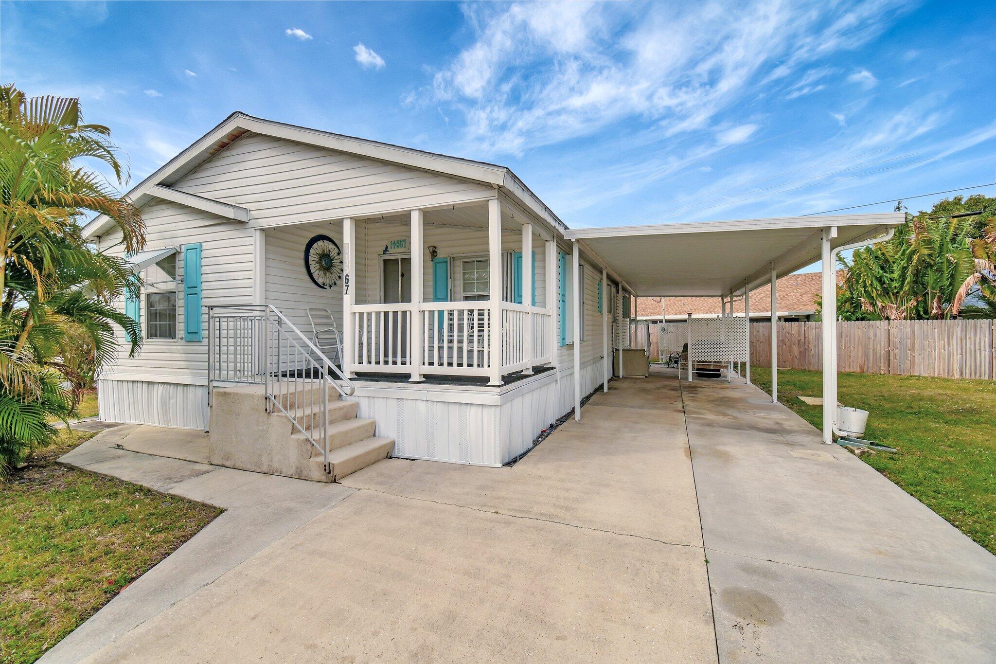 14567 Sunset Drive — Photo 2