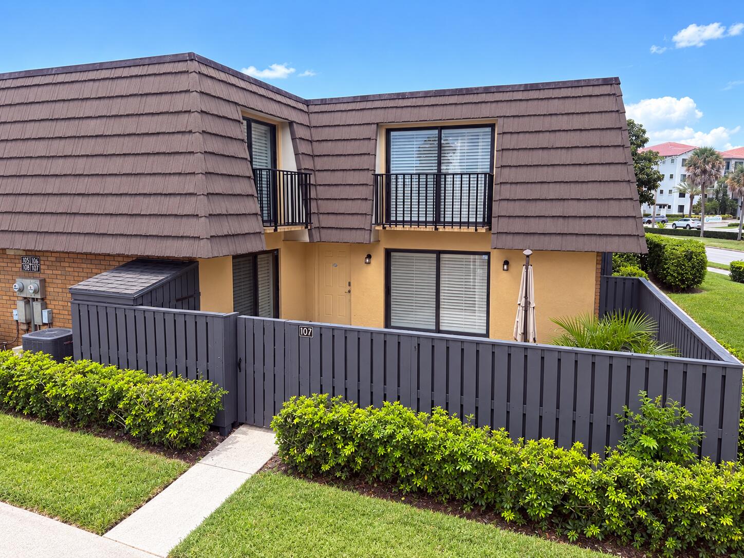 107 1st Way, West Palm Beach FL 33407