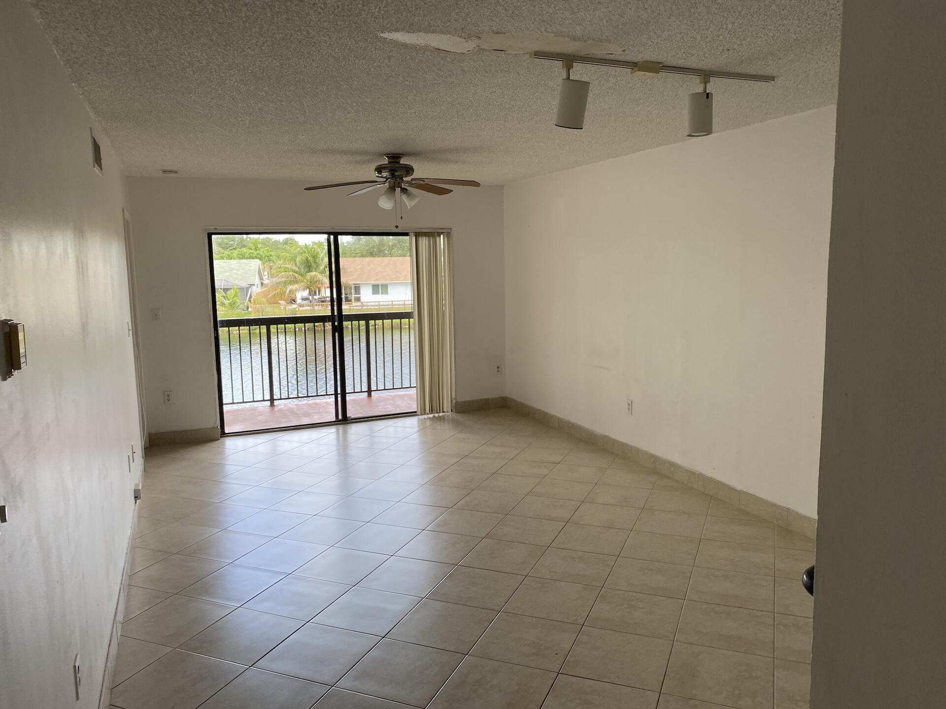 9891 NOB HILL Lane # 9891 — Photo 3