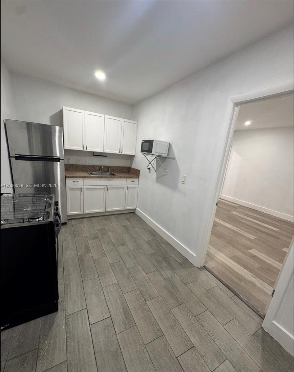 5860 NW 193rd St # 1, Hialeah FL 33015