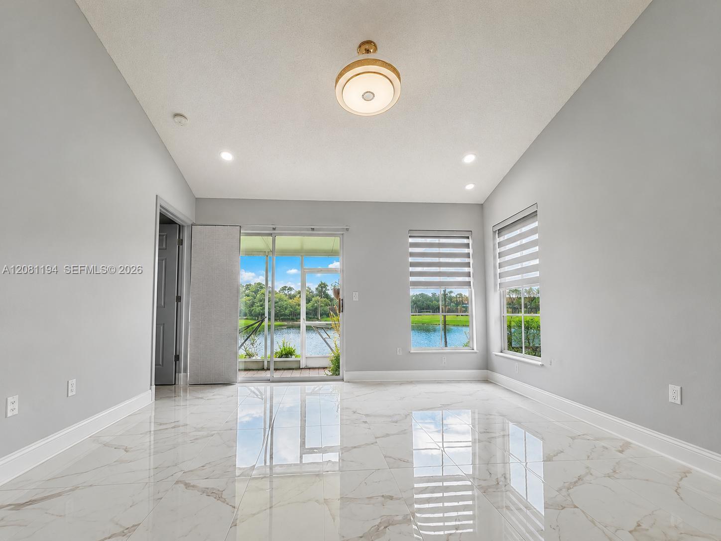 6100 Bear Creek Ct — Photo 2