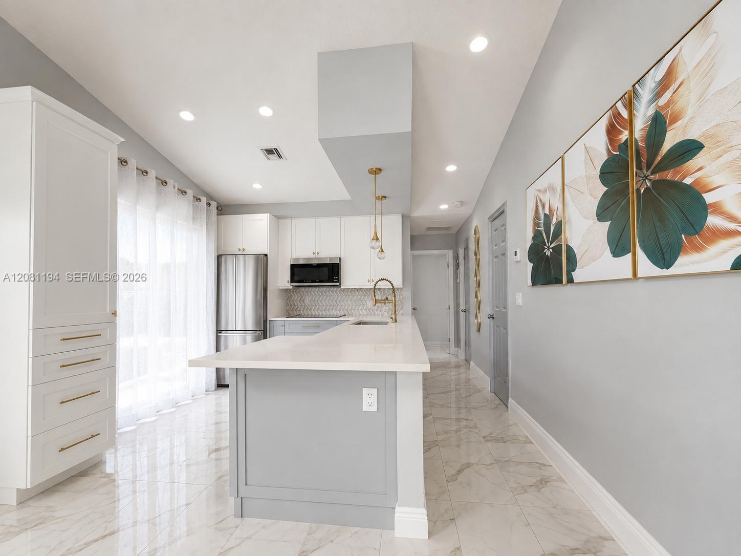 6100 Bear Creek Ct — Photo 3