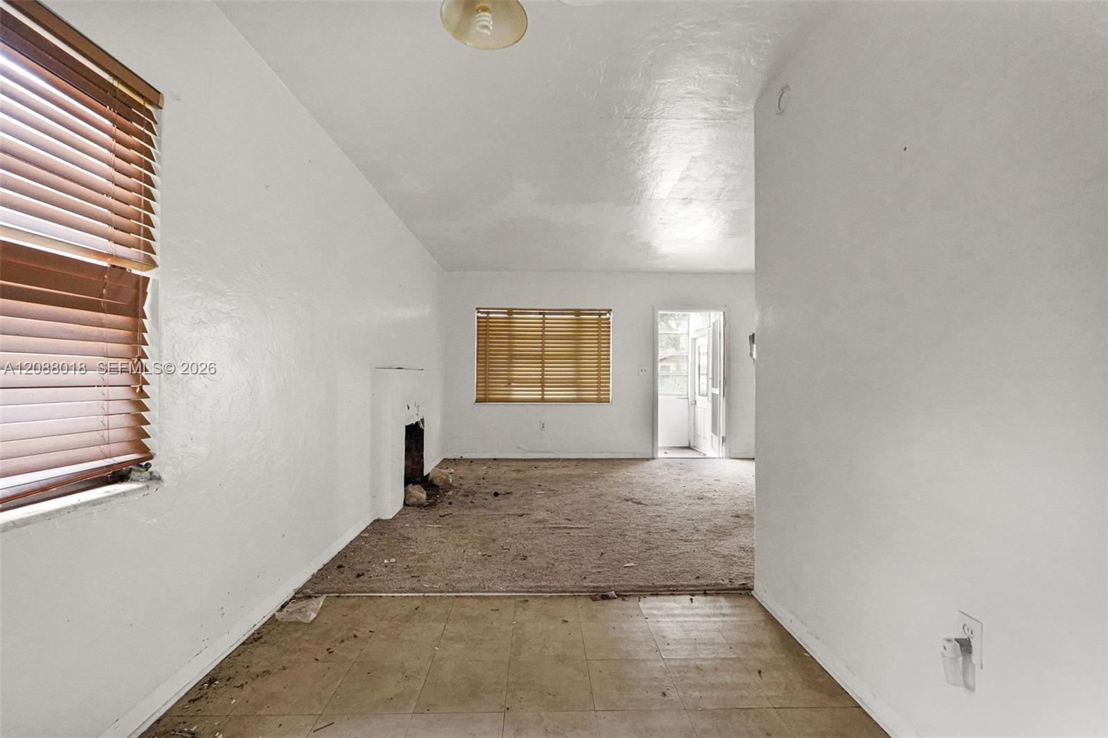 424 Minola Dr — Photo 4