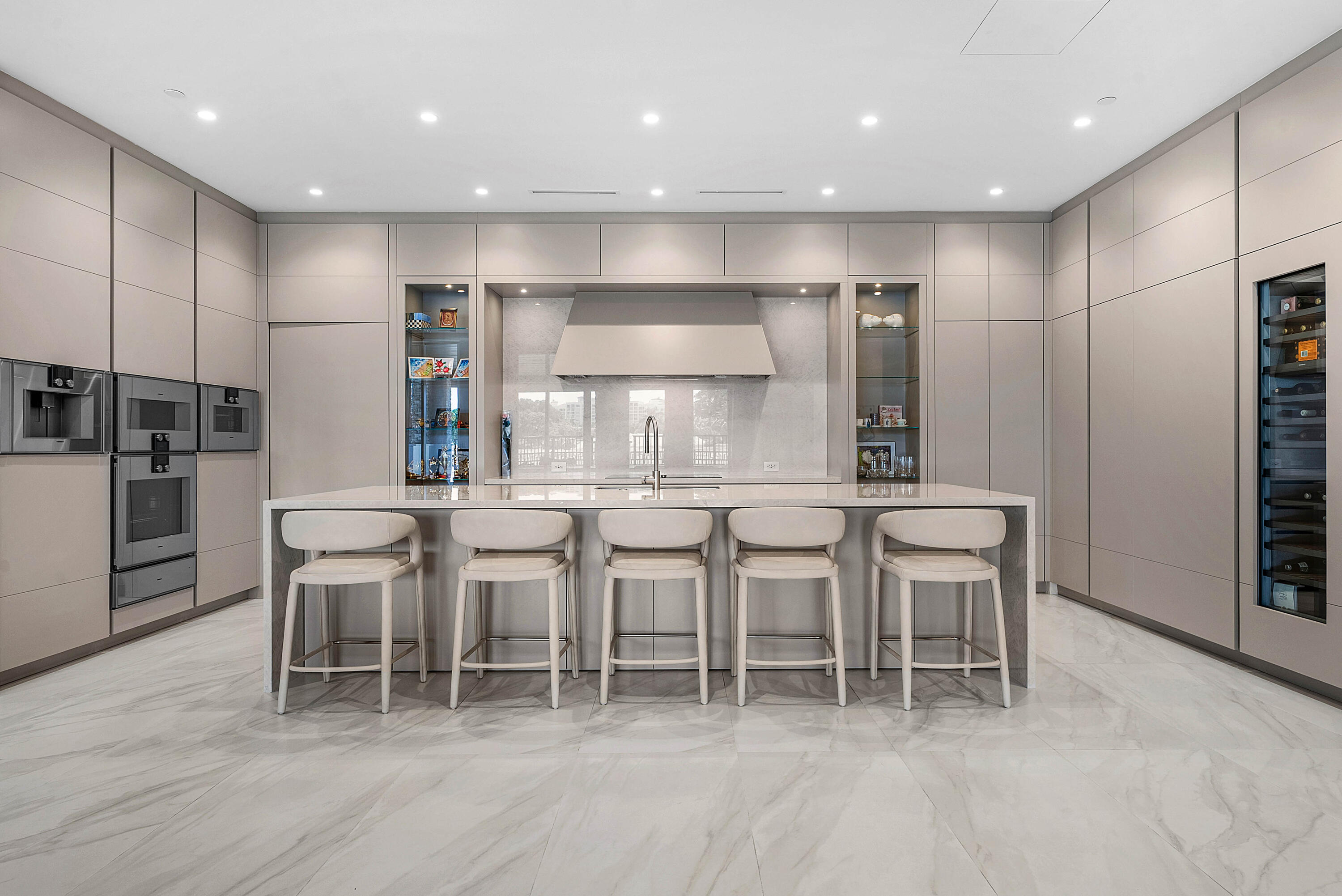 210 SE MIZNER Boulevard # 101 — Photo 2