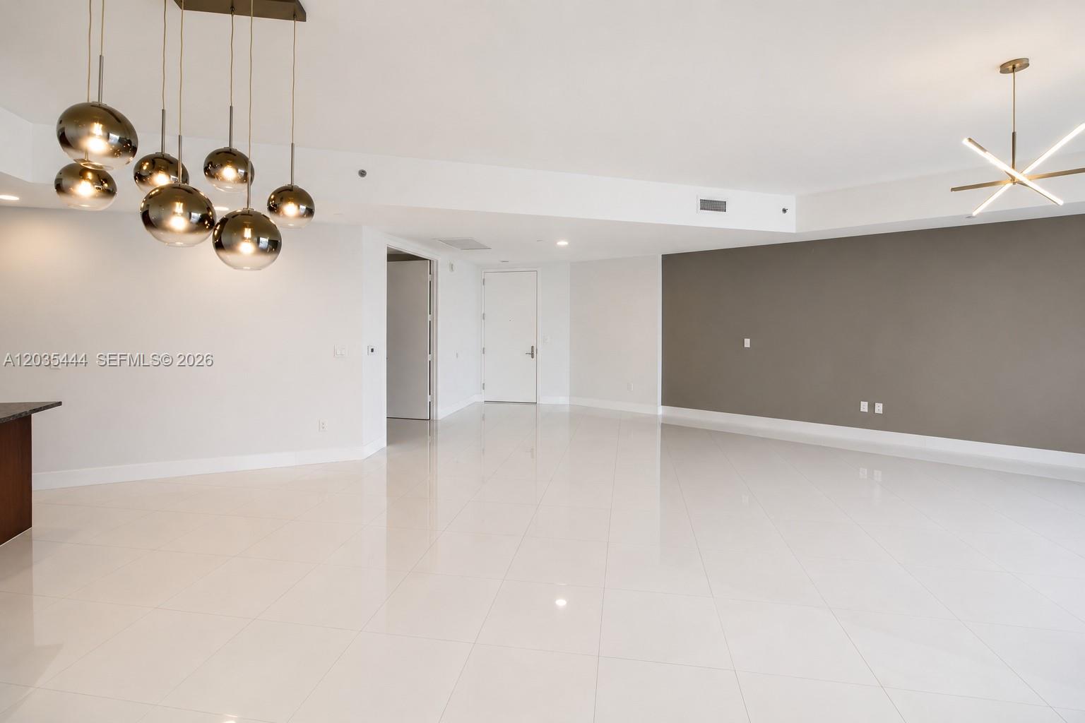 15901 Collins Ave # 403, Sunny Isles Beach FL 33160