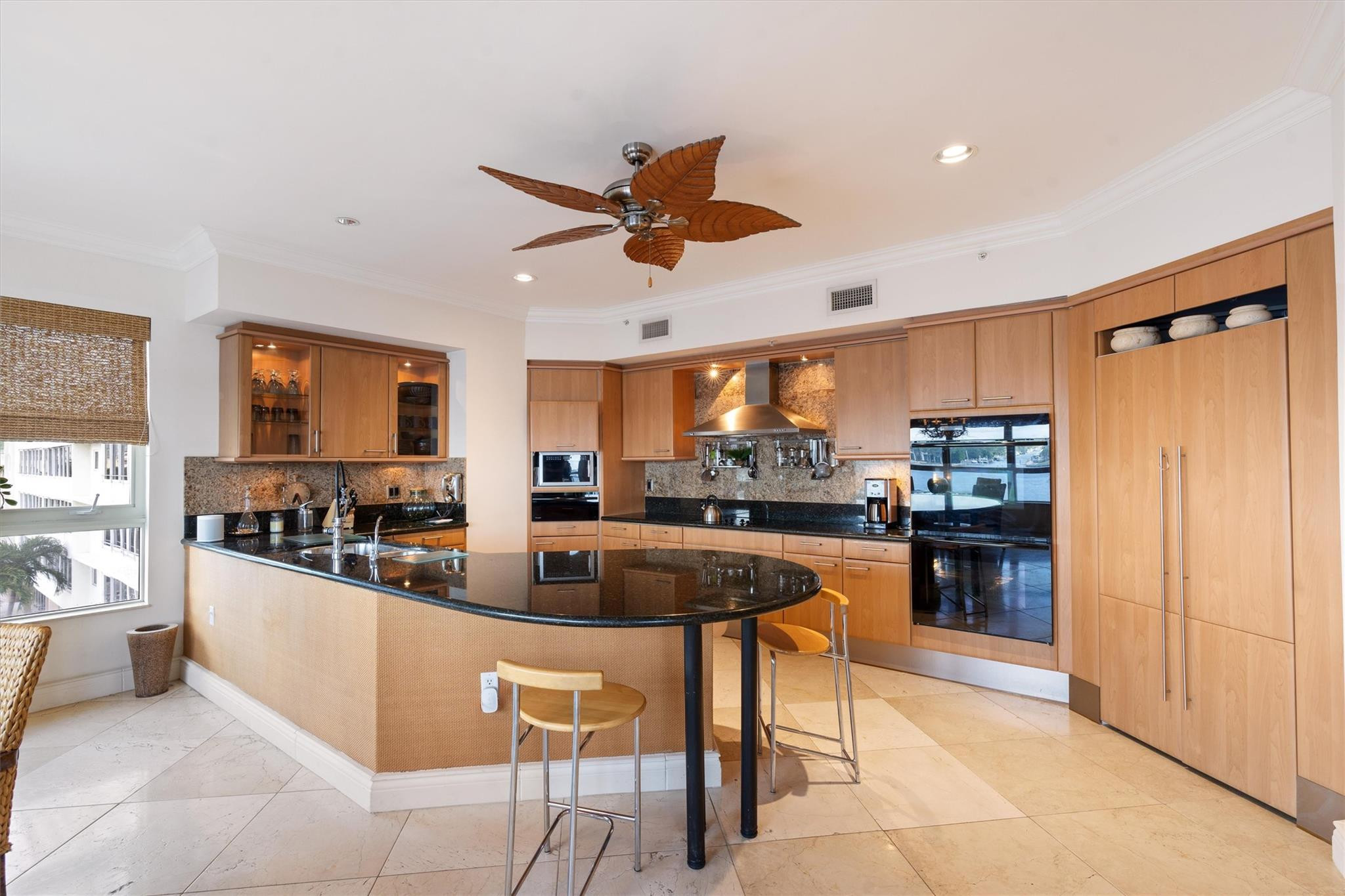 209 N Birch Road # 401 — Photo 3