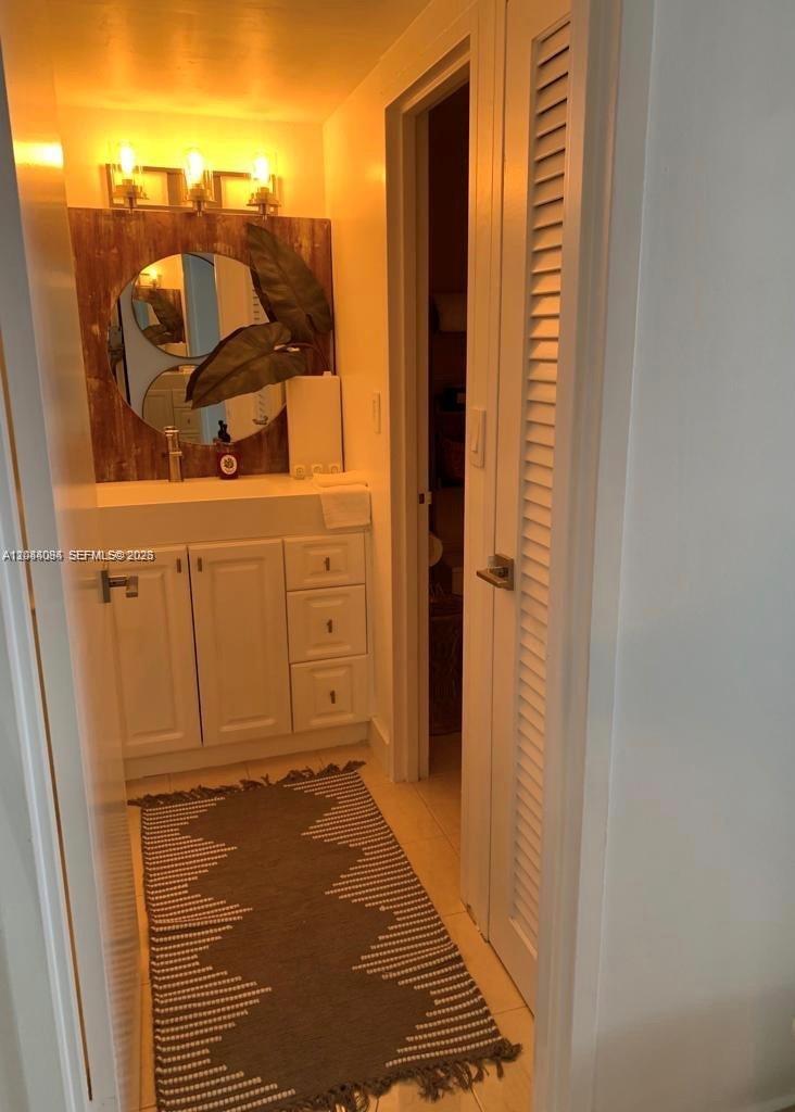 2899 SW Collins Ave # 1016 — Photo 5