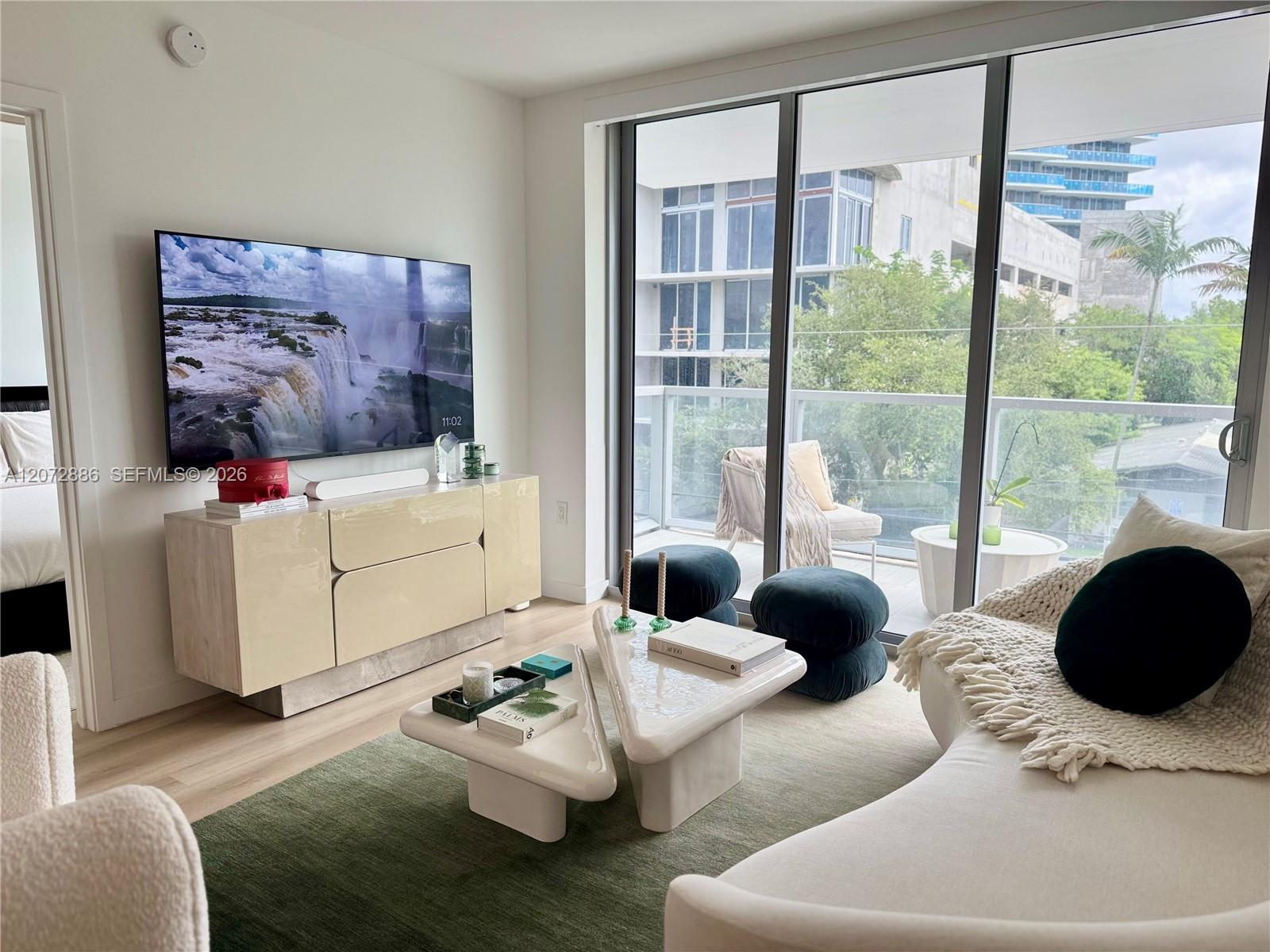 13800 Highland Dr # 307 — Photo 2