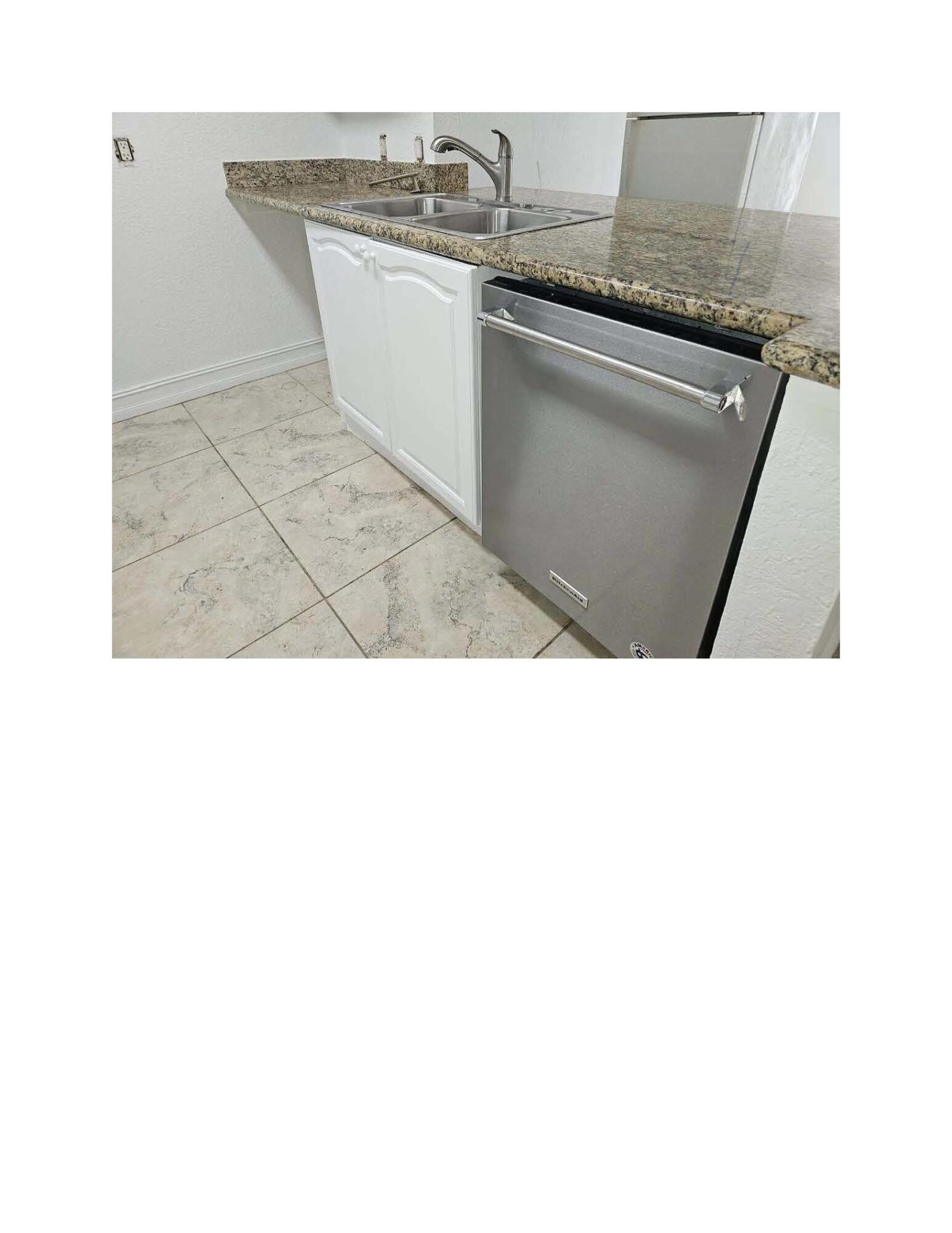 677 NE 24TH Street # 507 — Photo 2