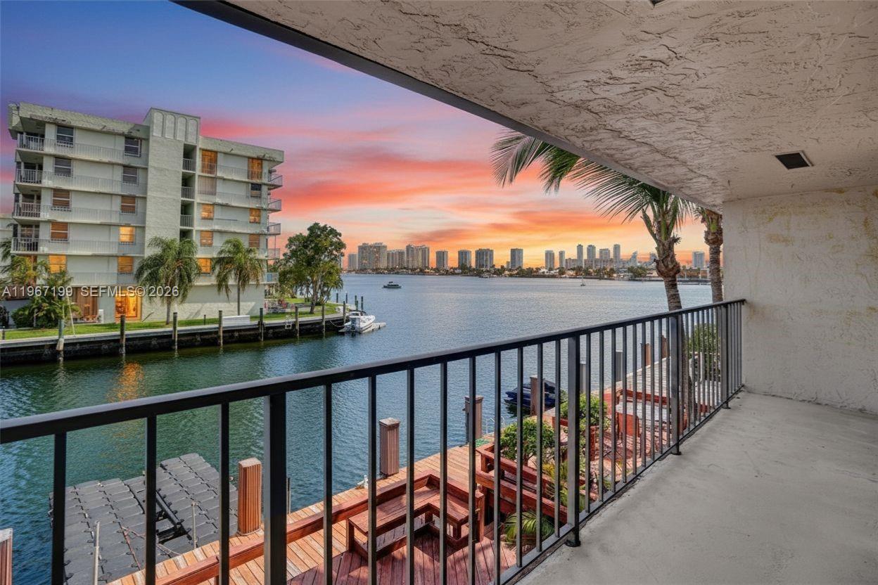 2689 NE 165th St # 56, North Miami Beach FL 33160