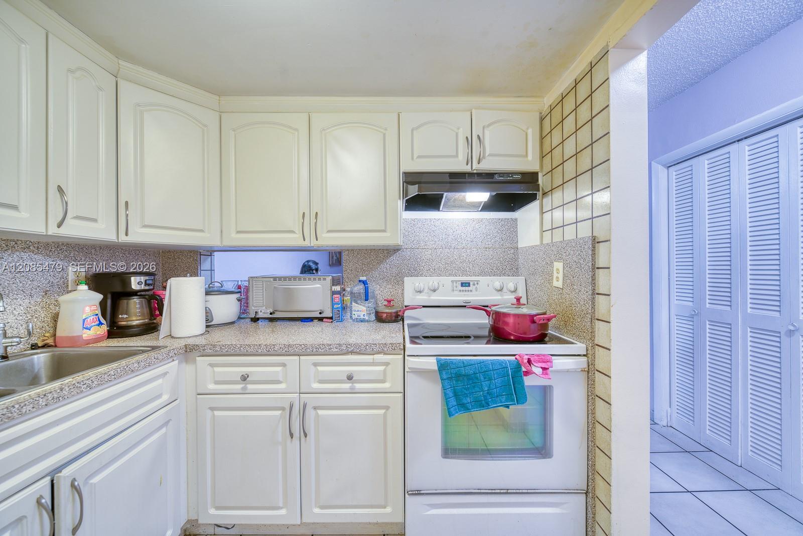 140 Royal Palm Rd # 111 — Photo 5
