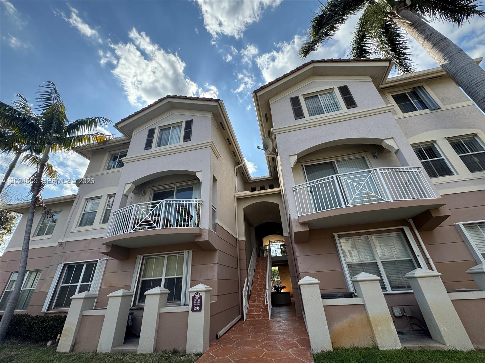 8936 W Flagler St # 201, Miami FL 33174