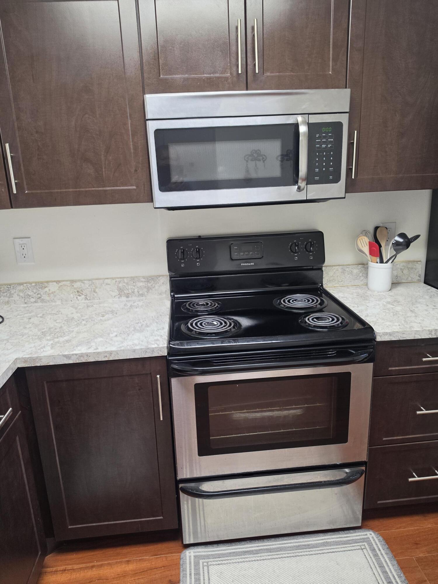 7720 NW 50TH Street # 103 — Photo 4