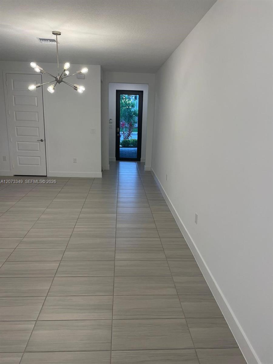10445 NW 81st Ter # 10445 — Photo 5