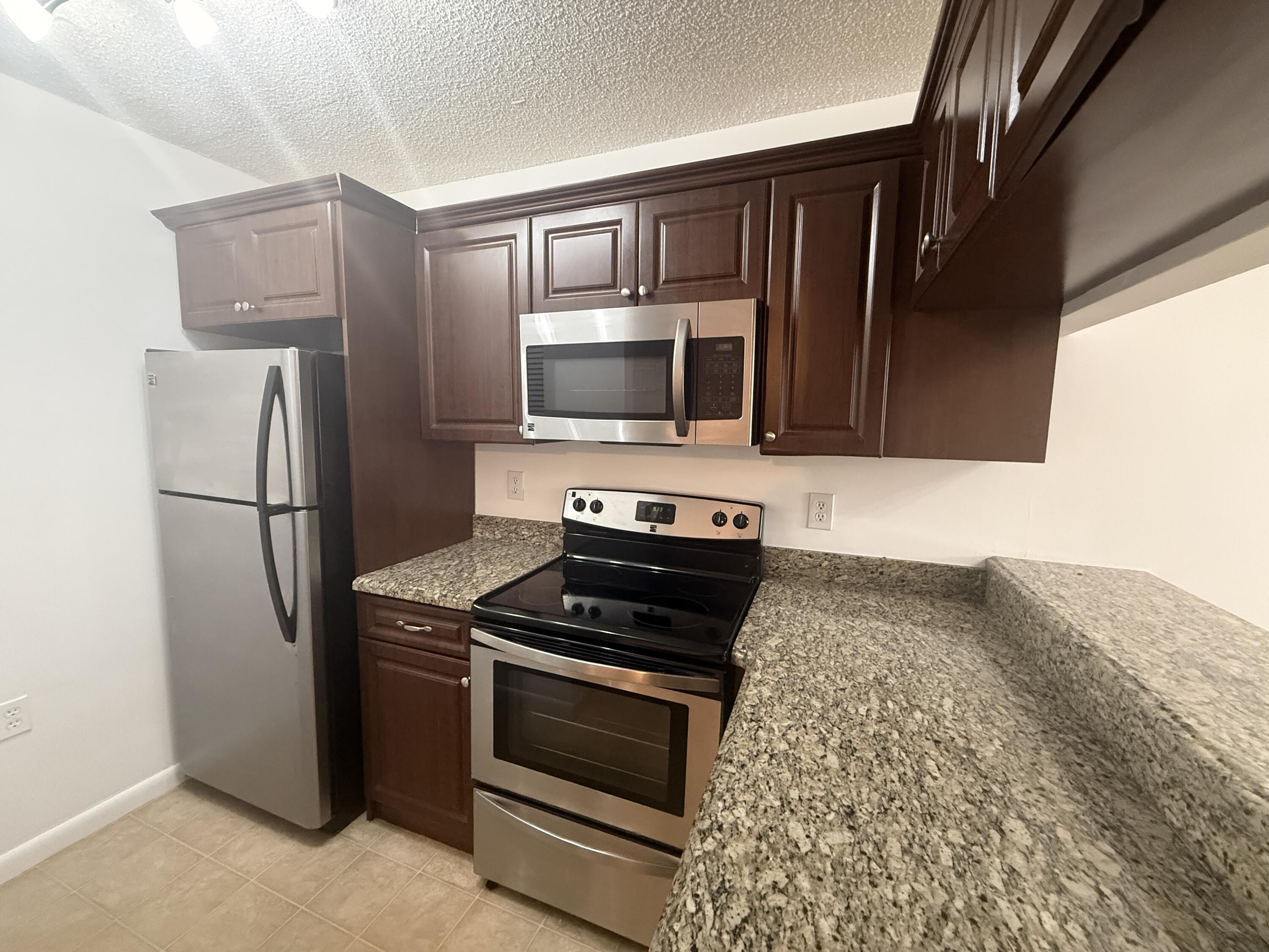 16203 GLENMOOR Drive # 16203 — Photo 5