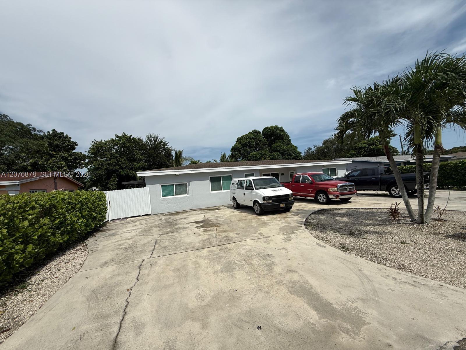 14321 NW 16th Ct — Photo 2