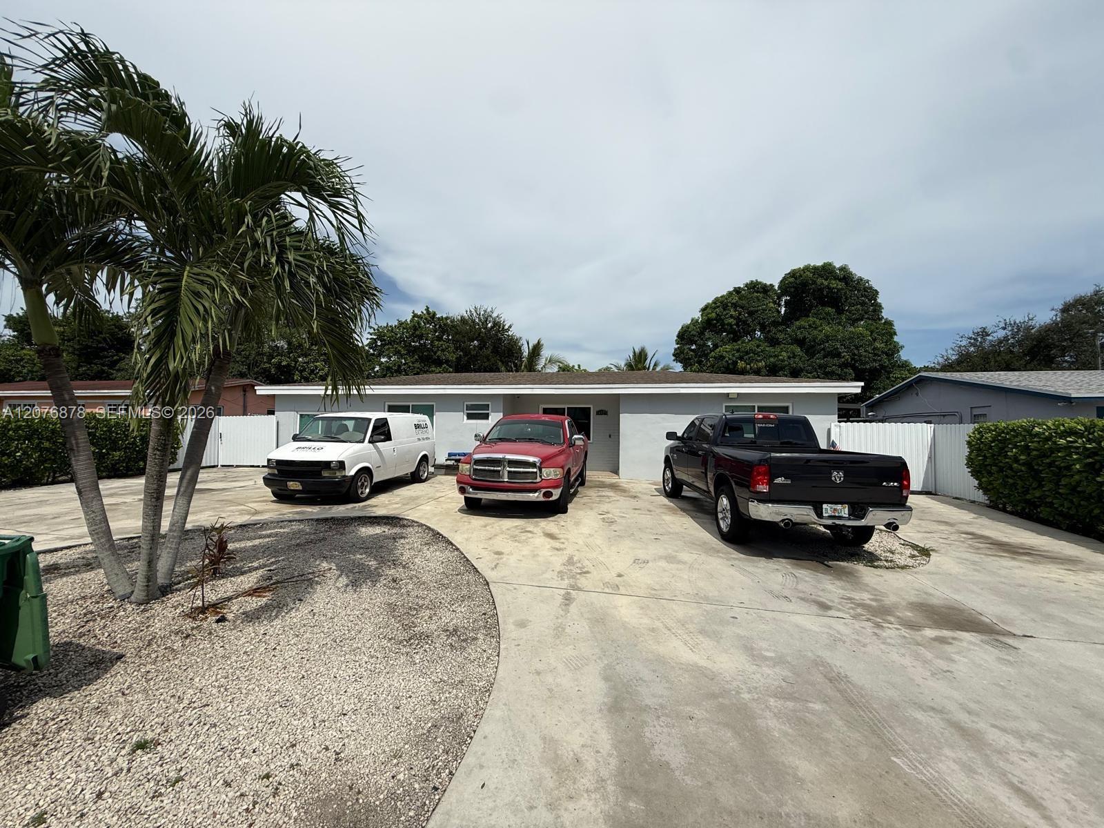 14321 NW 16th Ct — Photo 3