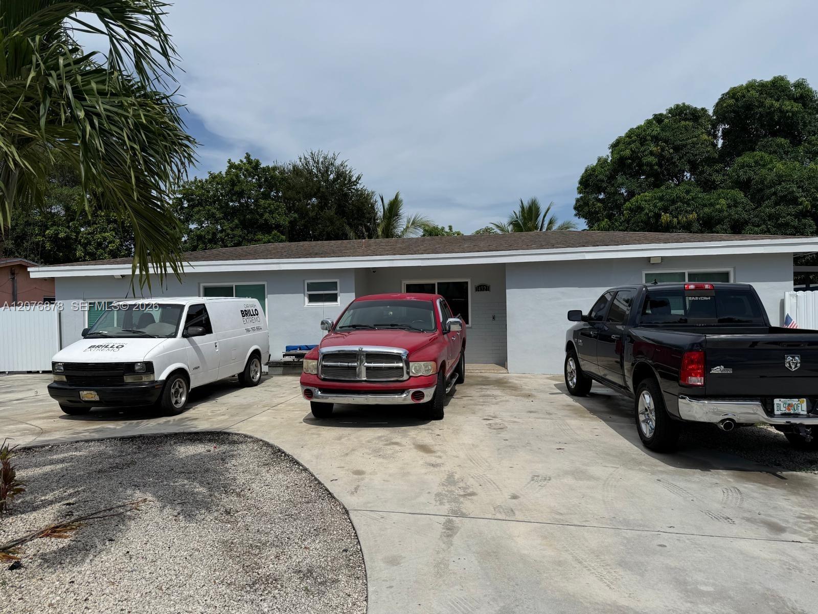 14321 NW 16th Ct — Photo 5