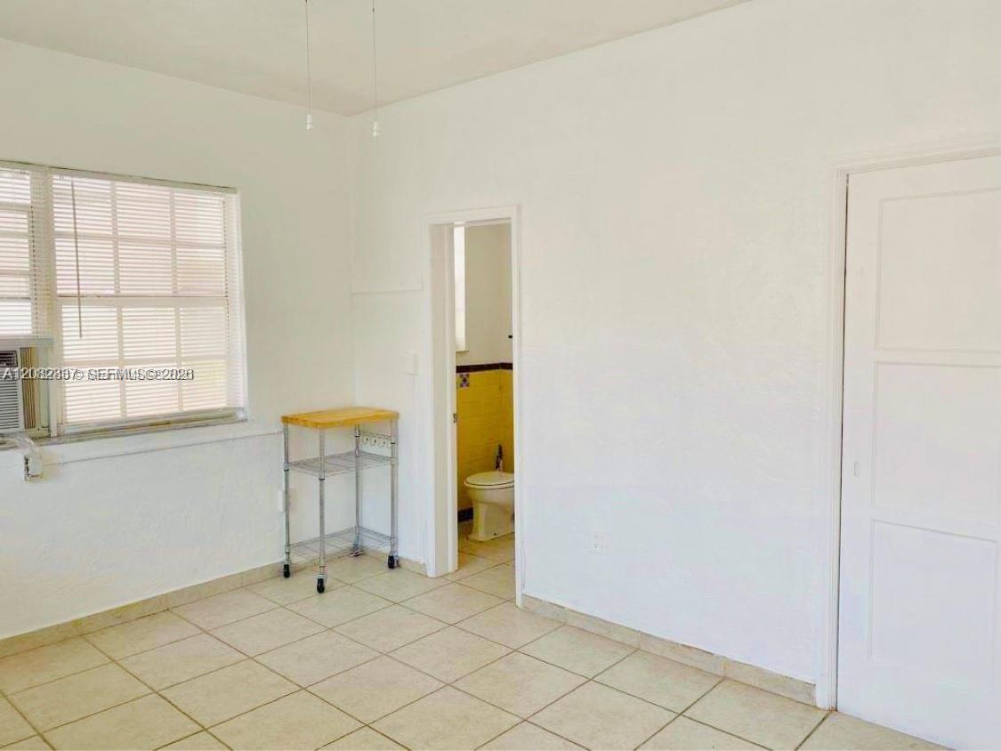 6860 Abbott Ave # 8B — Photo 3