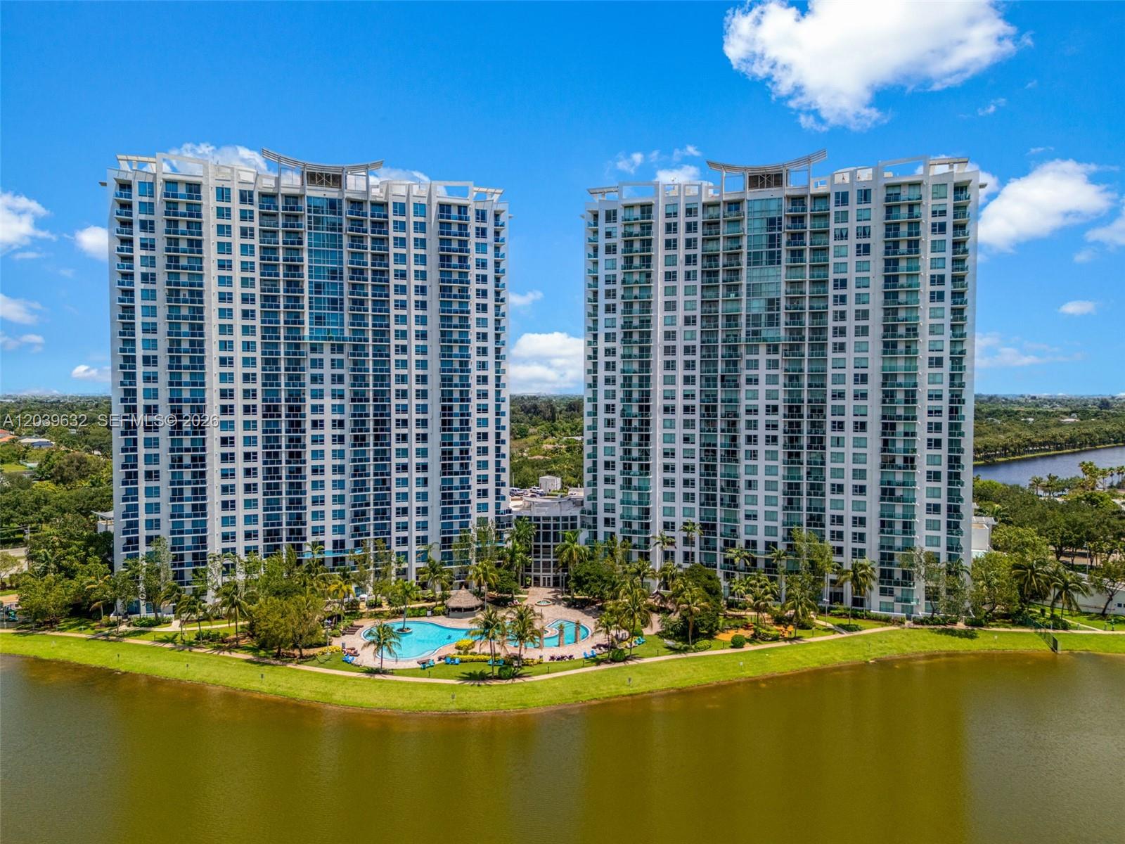 2641 N Flamingo Rd # 304N, Sunrise FL 33323