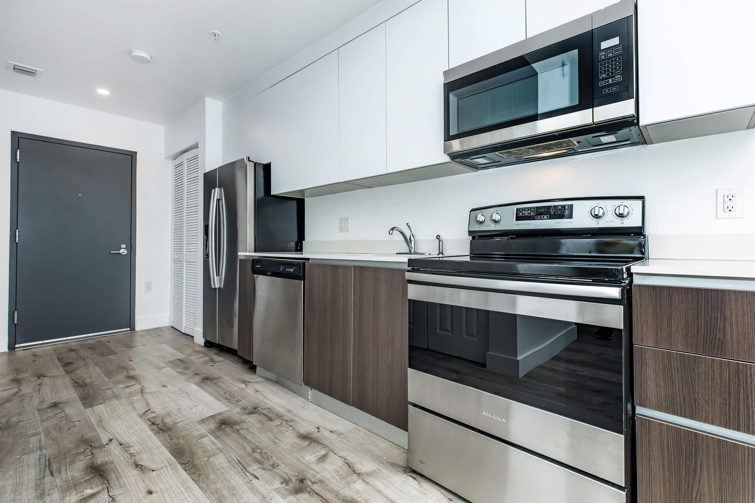 39 NW 7TH Avenue # 405, Miami FL 33128