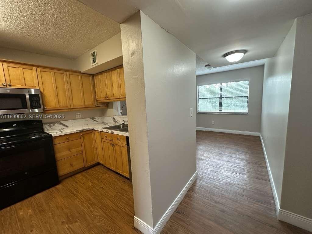 3400 Foxcroft Rd # 115 — Photo 3