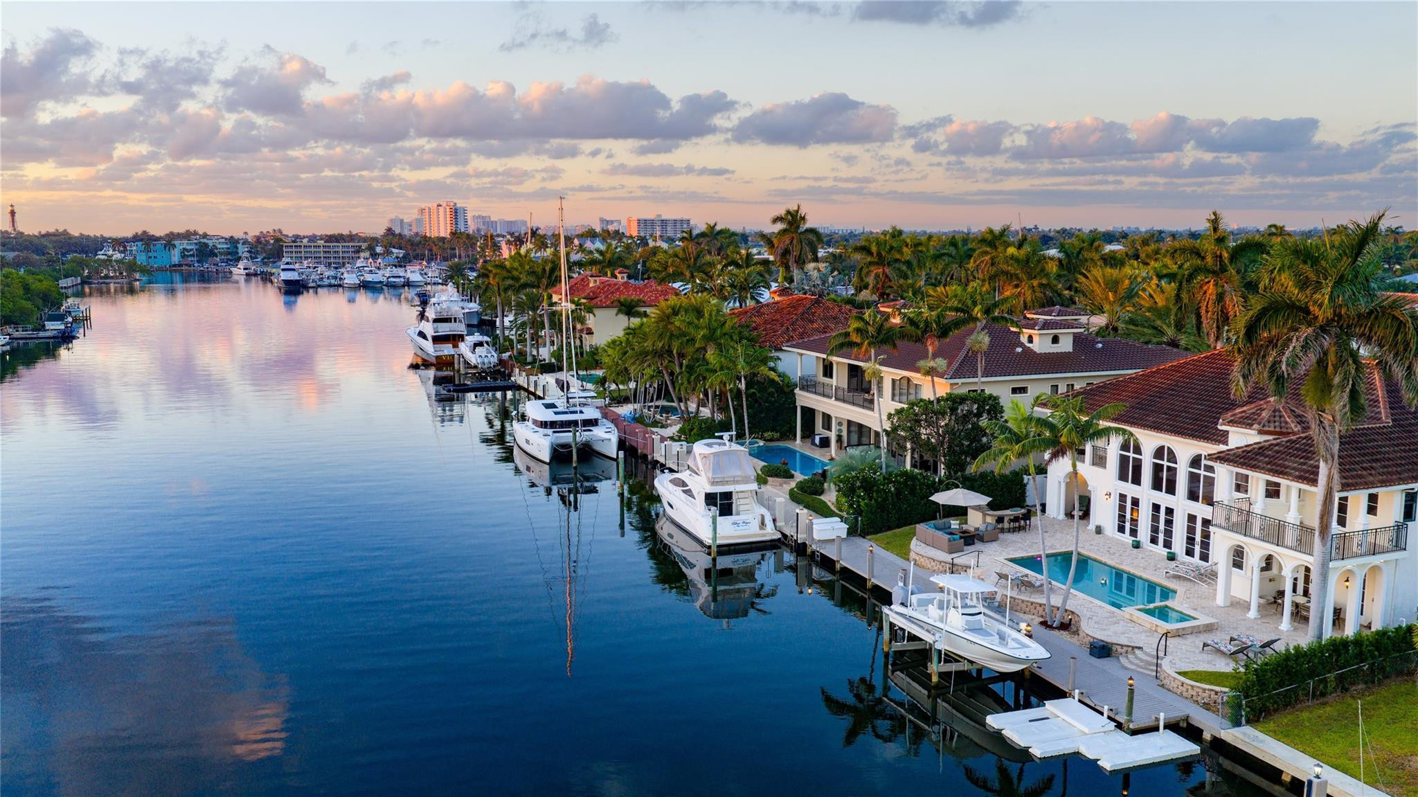 2833 NE 32nd Street, Lighthouse Point FL 33064