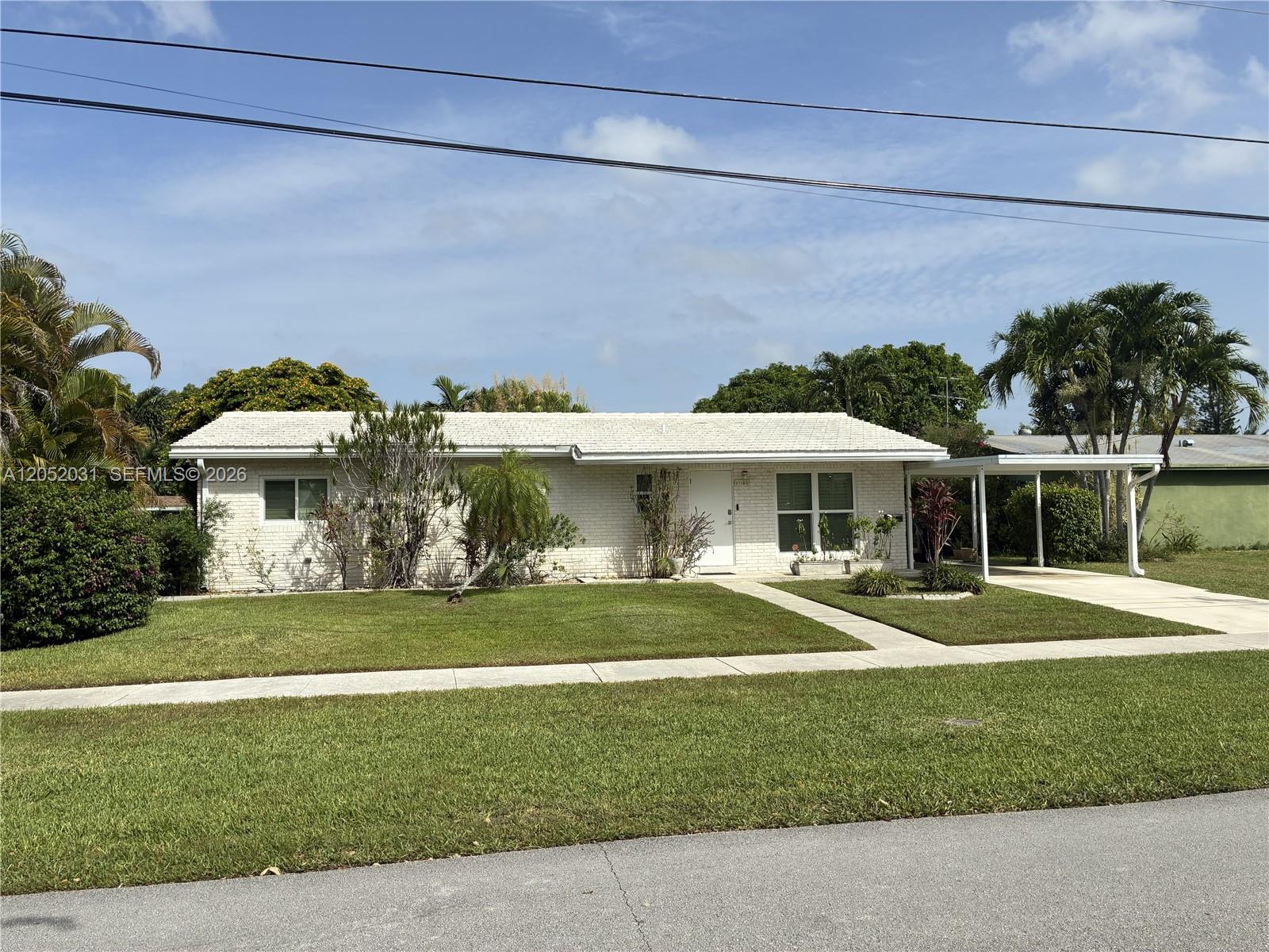 19120 Bel Aire Dr, Cutler Bay FL 33157