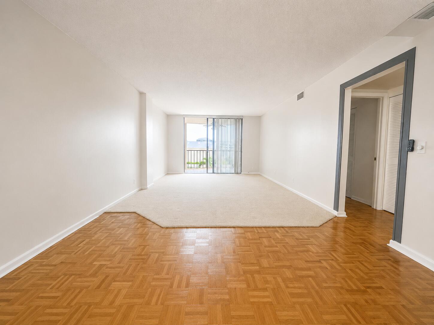 890 N FEDERAL Highway # 409 — Photo 5