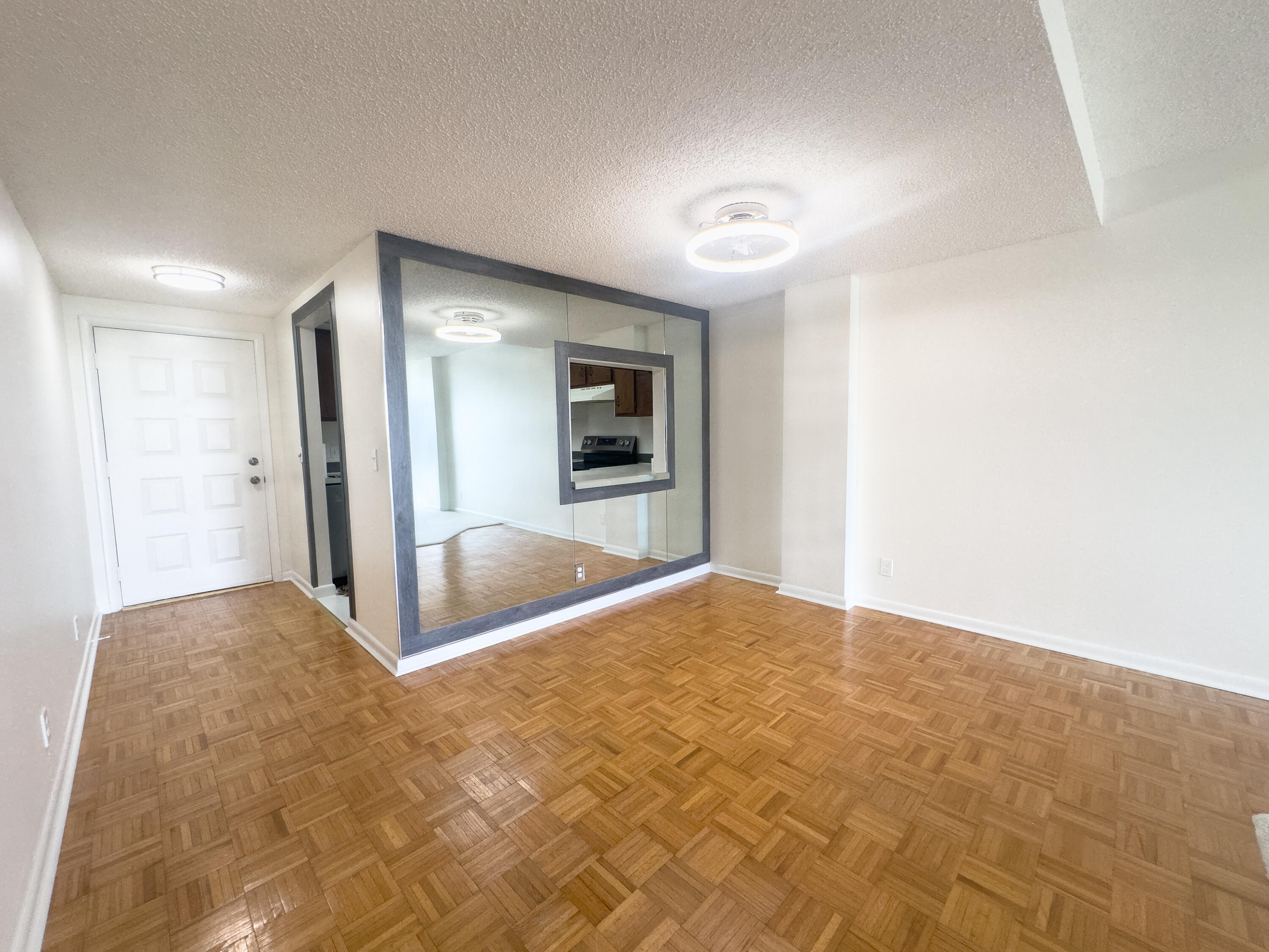890 N FEDERAL Highway # 409 — Photo 4