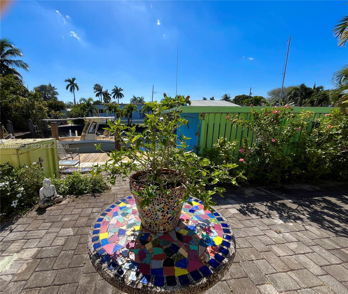 1004 Mandarin Isle — Photo 3