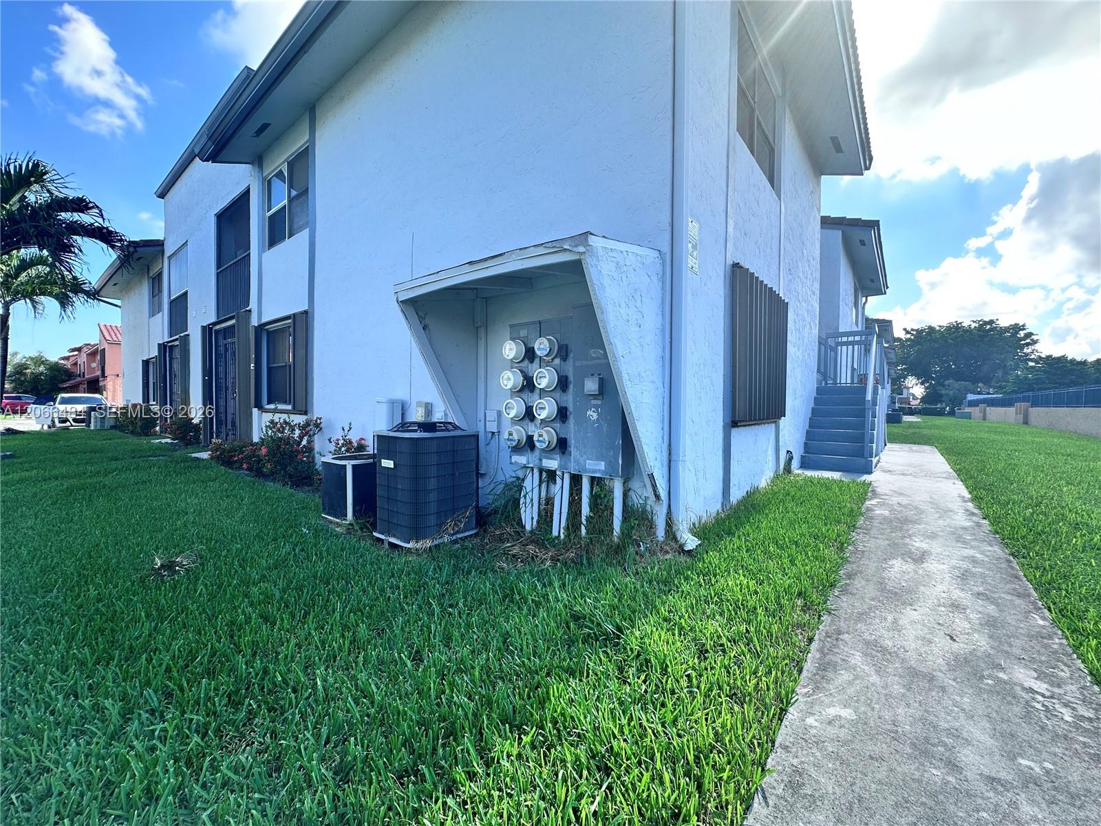 2740 W 63rd Pl # 25, Hialeah FL 33016