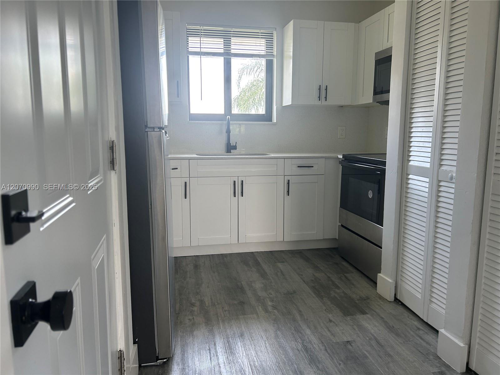 3417 NW 22nd Ave # 12 View 3