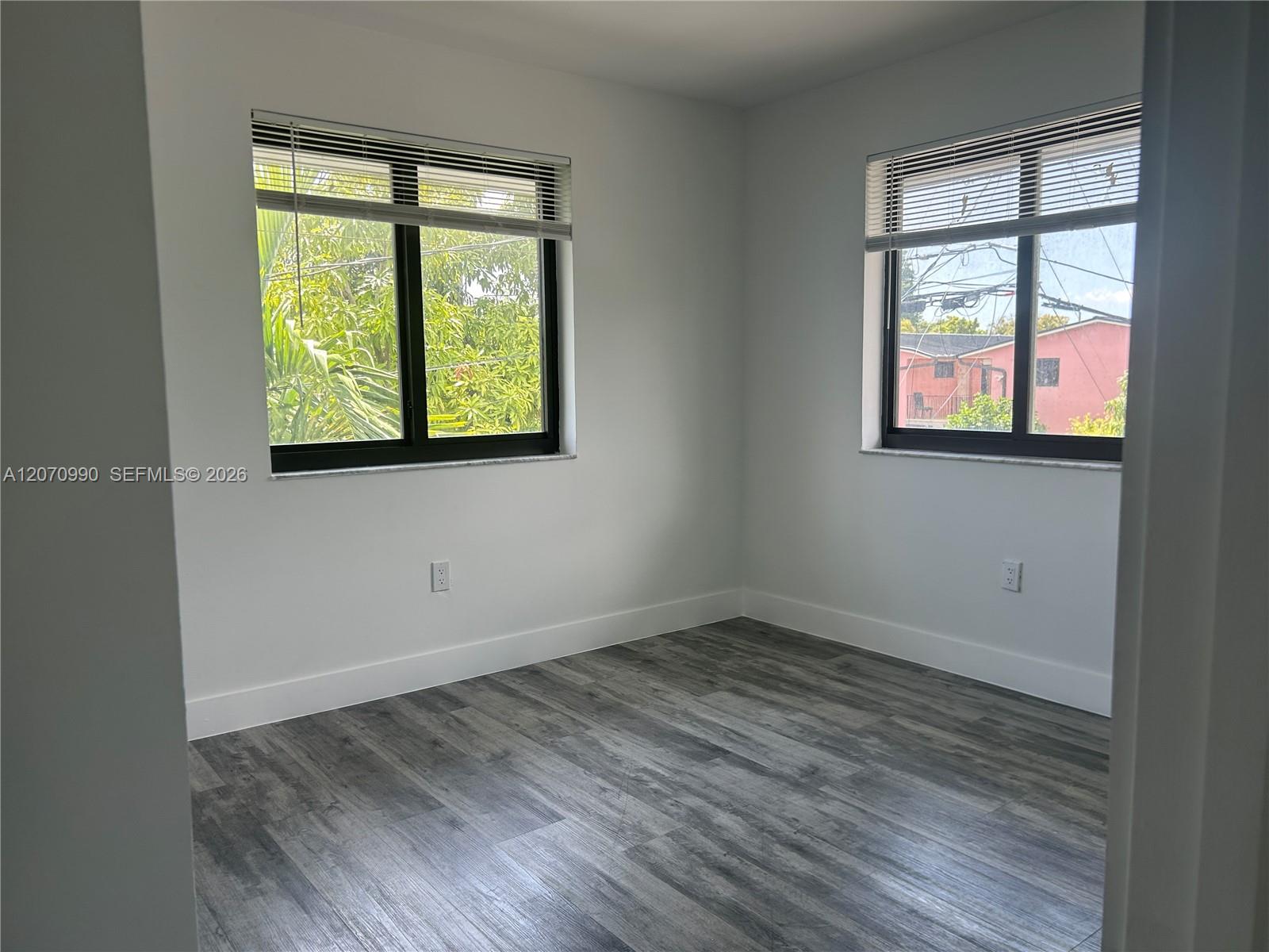 3417 NW 22nd Ave # 12 View 8