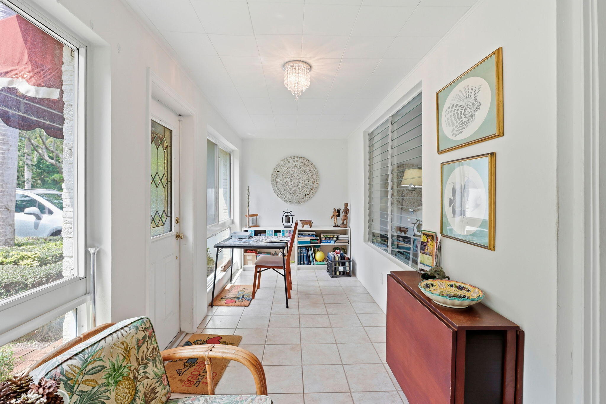 907 BOND Way — Photo 3