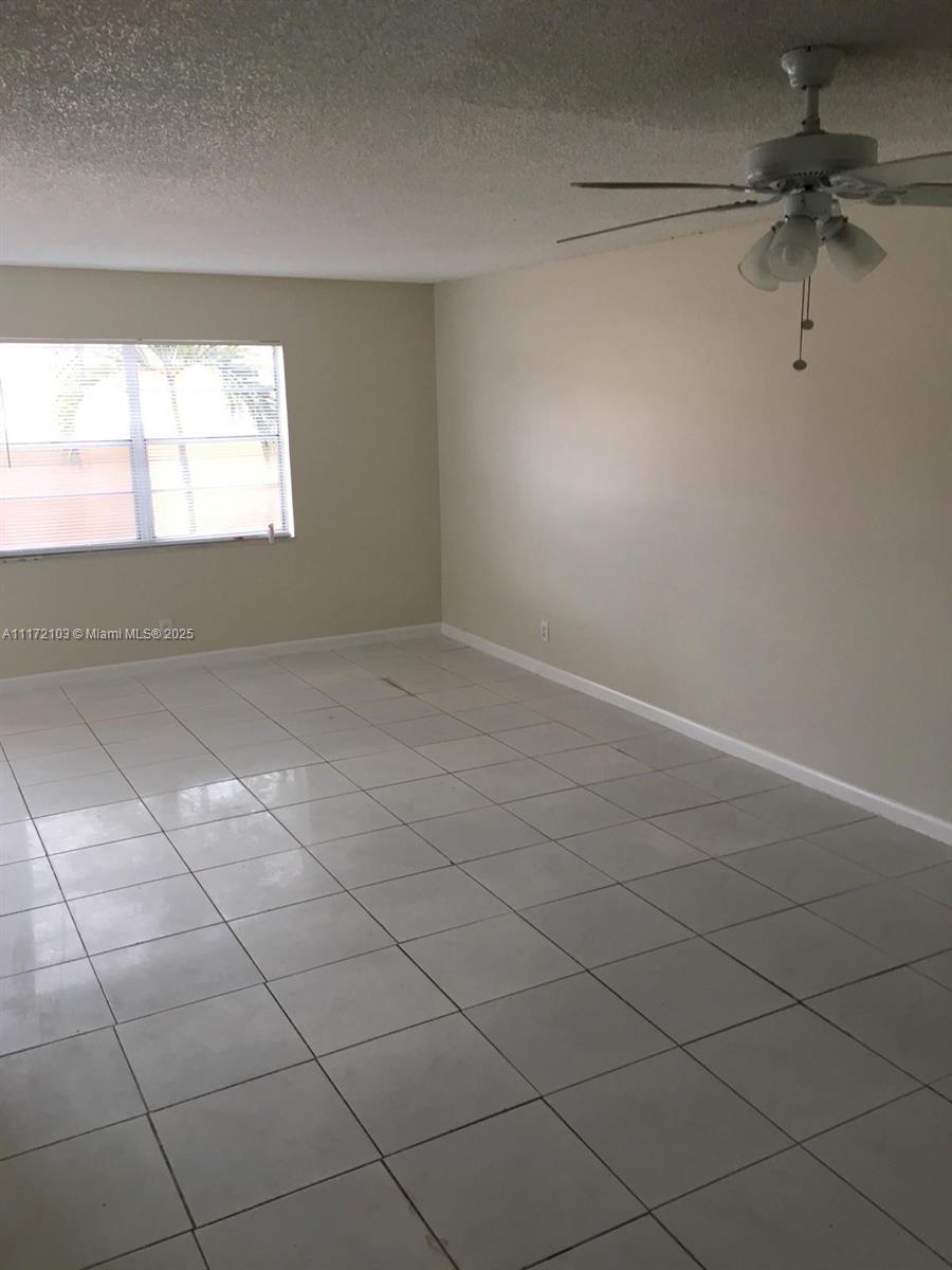 5962 NW 29th Pl # 112, Sunrise FL 33313