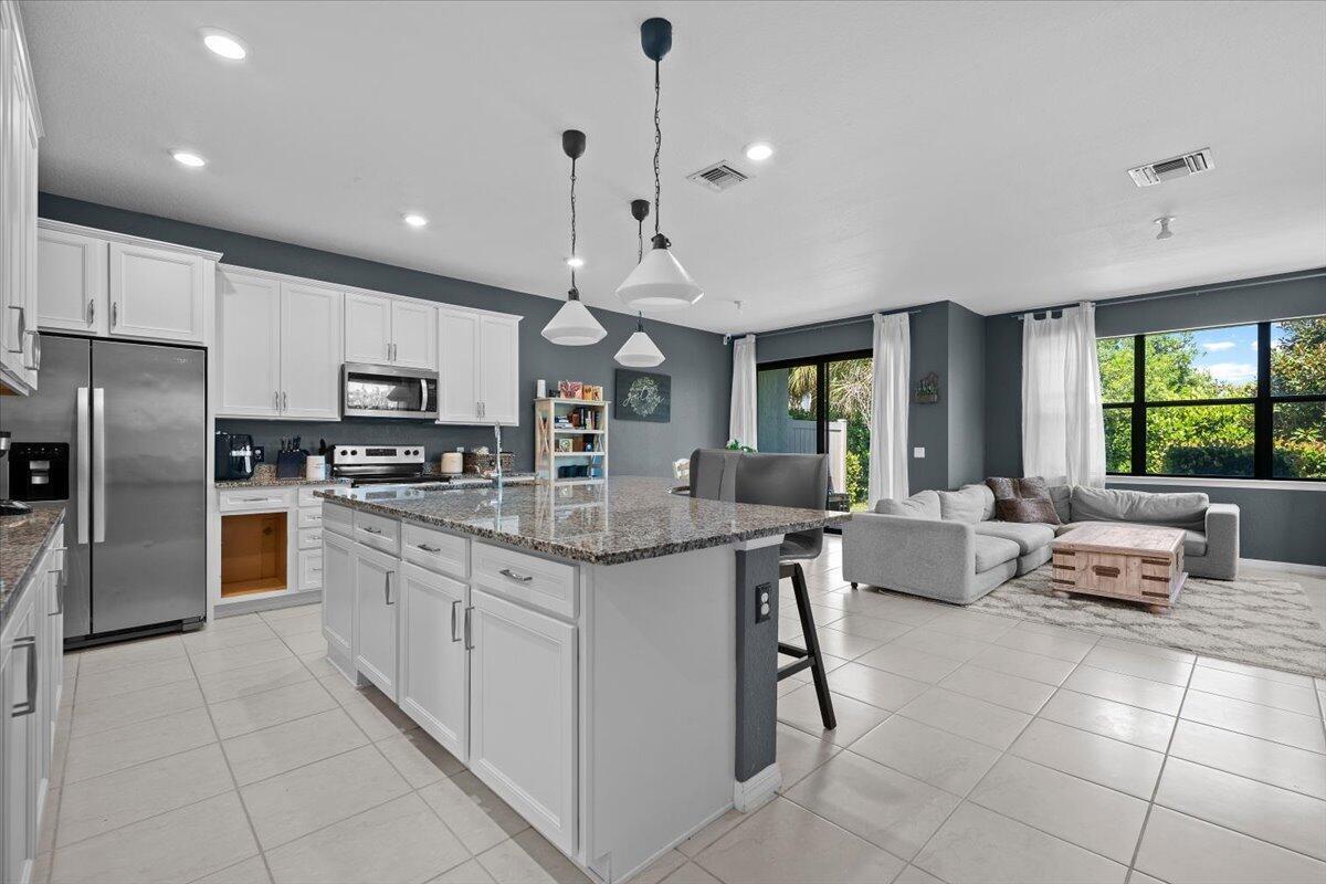 4606 San Fratello Circle — Photo 3