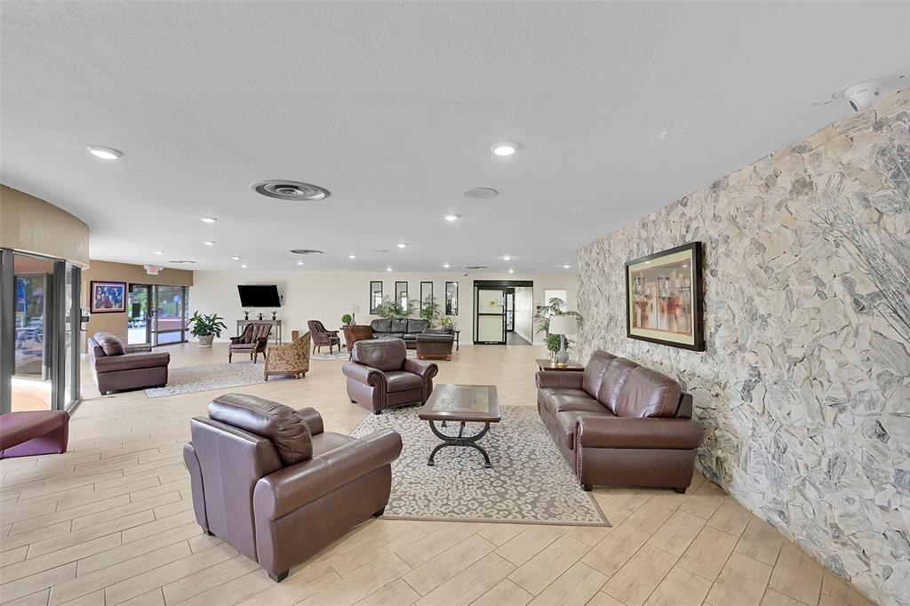 9801 Sunrise Lakes Boulevard # 208 — Photo 4