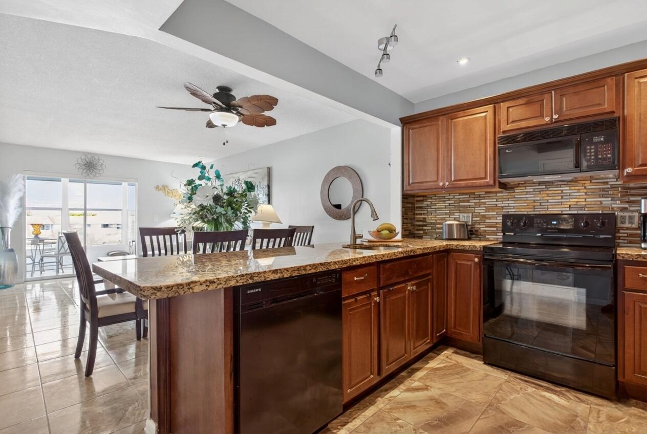 4751 NW 21st Street # 610 — Photo 3