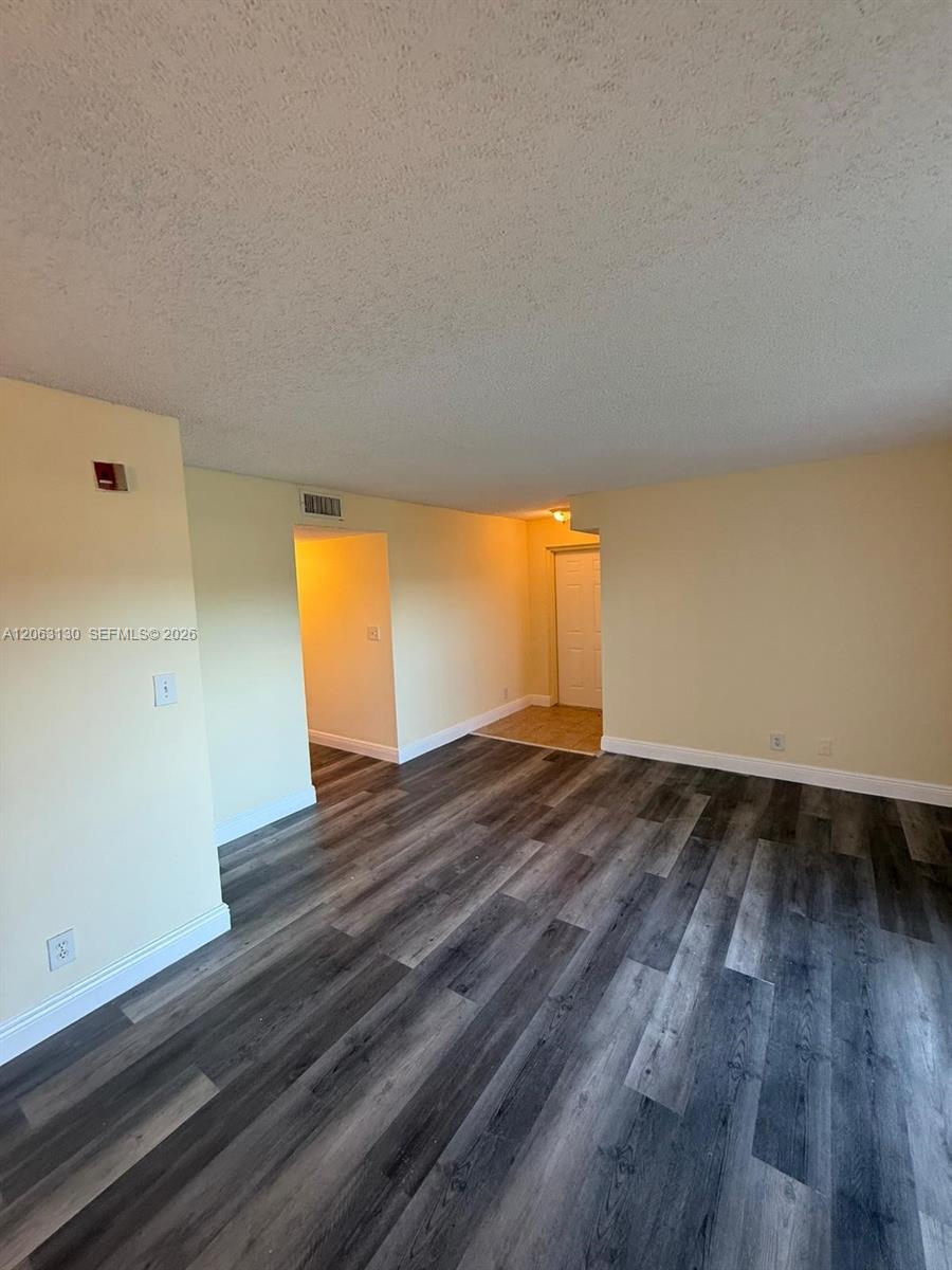 7650 Westwood Dr # 509 — Photo 4